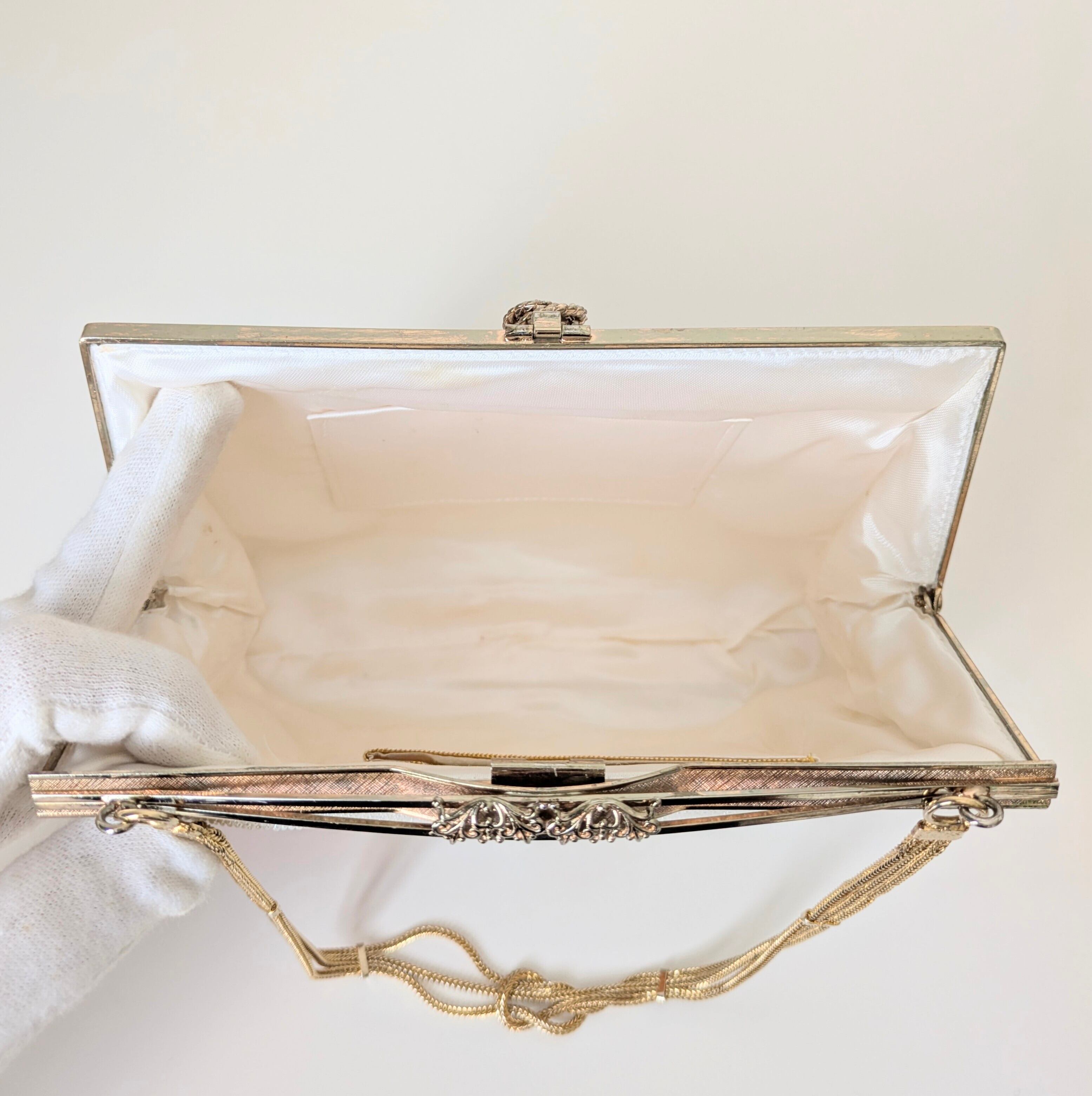 Vintage】ビーズ刺繍バッグ 白 吉祥風景柄 和柄 パーティーバッグ