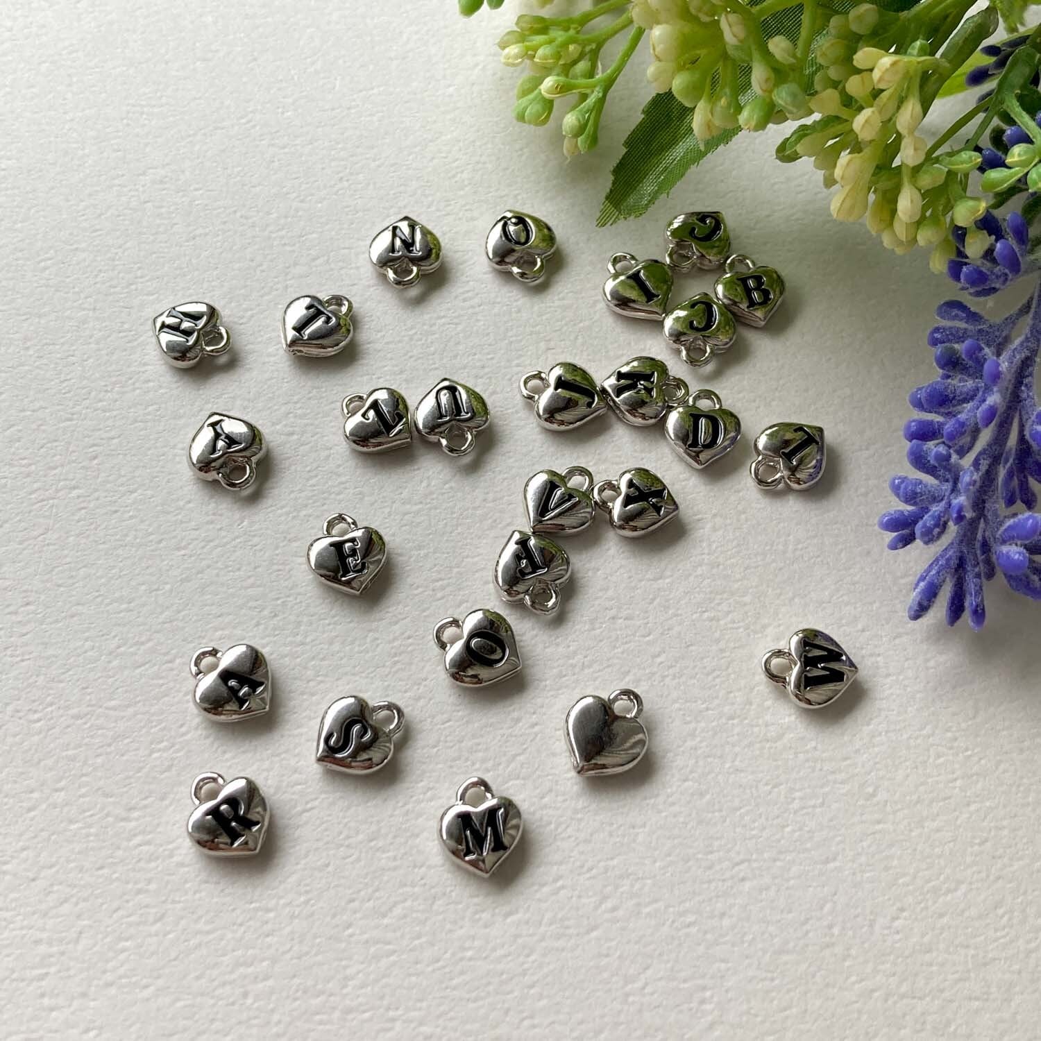 ミニハートアルファベットチャーム（シルバー） | Dua-アクセサリー