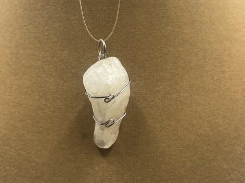 ワイヤーペンダントトップ（アゼツライト）