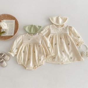 【姉妹服】クリームグリーン花ロンパース/ワンピース