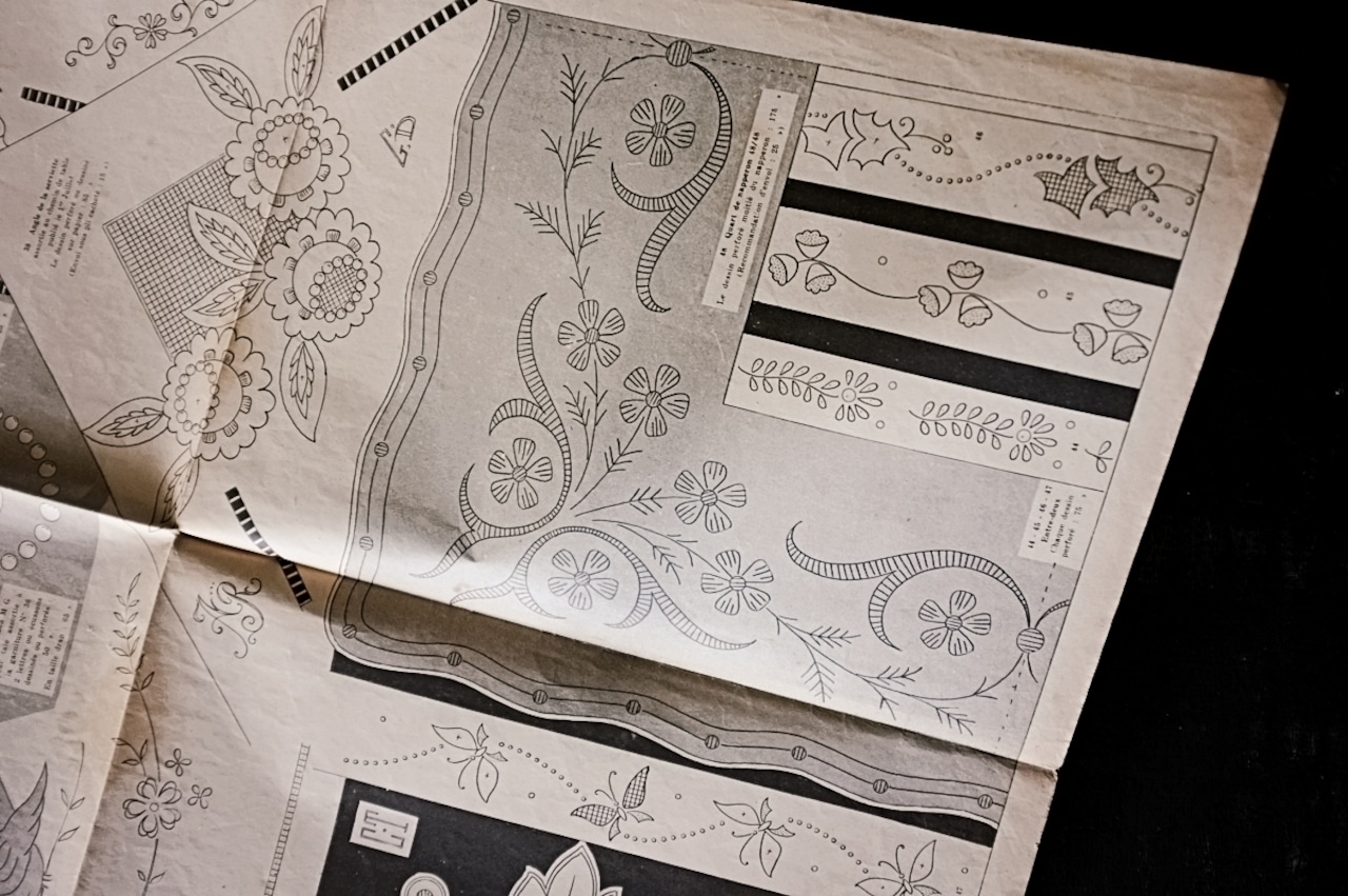 49s フランス LE JOURNAL DES BRODEUSES 手芸と刺繍 新聞d アンティーク