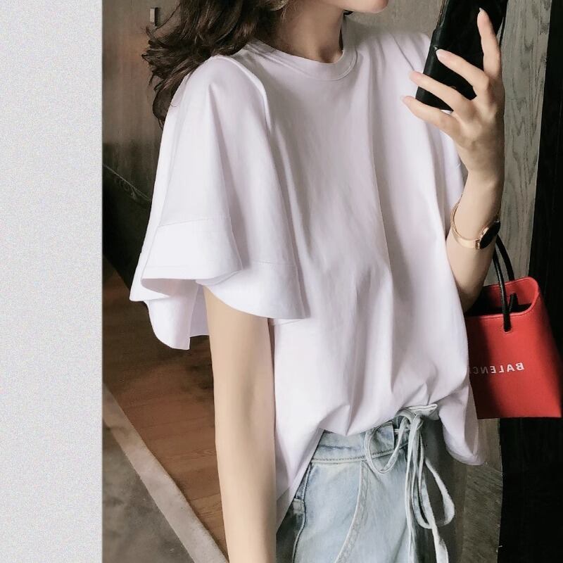 トップス レディース 2色 Tシャツ カットソー シャツ 半袖 フレアスリーブ ラウンドネック かわいい 大人可愛い きれいめ シンプル カジュアル エレガント 清楚 フェミニン おしゃれ お洒落 おとな ナチュラル こなれ感 ラブリー キュート ガーリー 抜け感 爽やか 主役級 存在感 無地 OL 通勤 学生 通学 デート お出かけ 休日 S M L XL ホワイト 白 ブラック 黒 夏 20代 30代 40代 韓国 韓国系 着回し 普段使い 体型カバー コーデ インスタ 送料無料