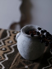 Chariotte Mcleish Ceramics /  no.1 Amphora (without foot)