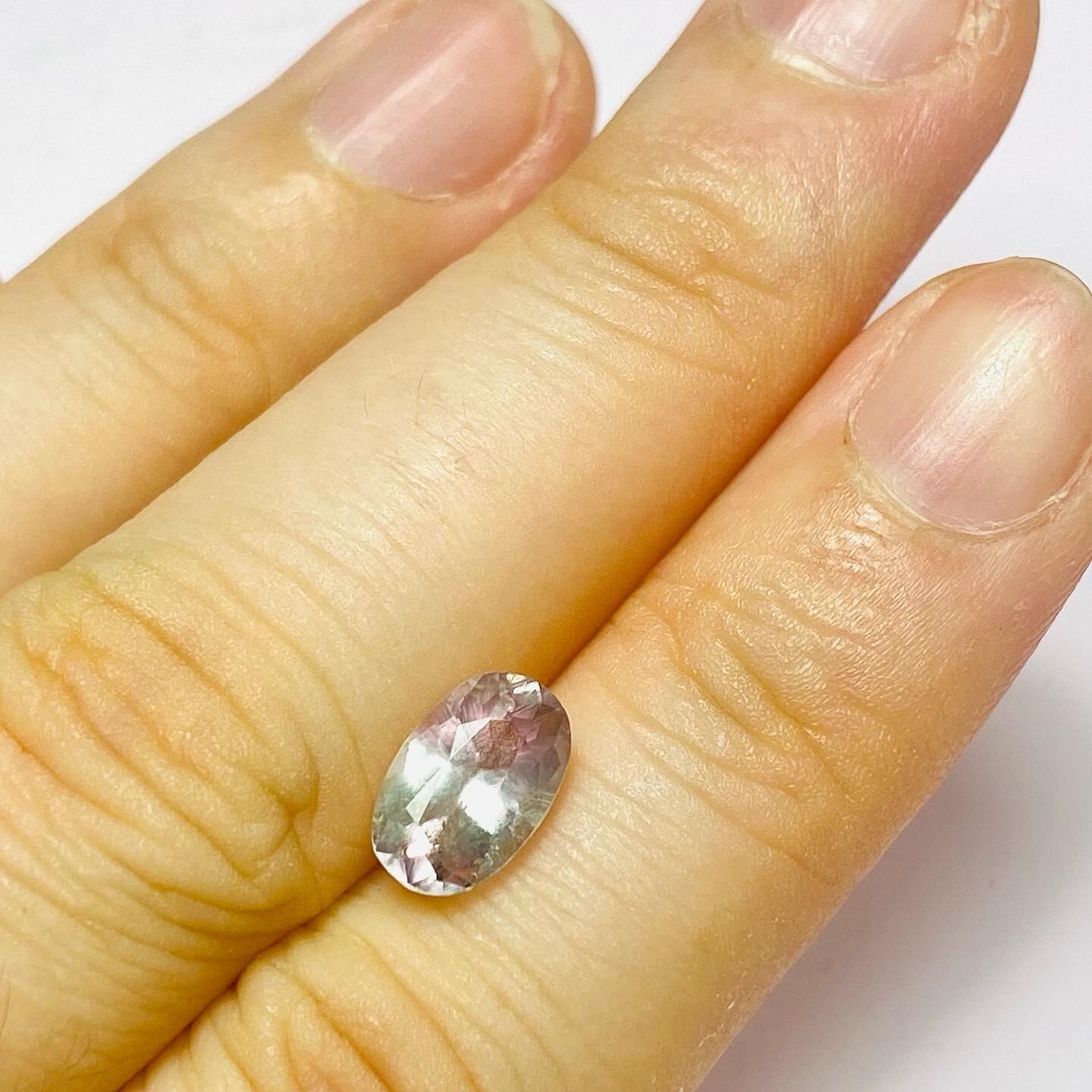 羽根羽ばたく パーティーカラートルマリン