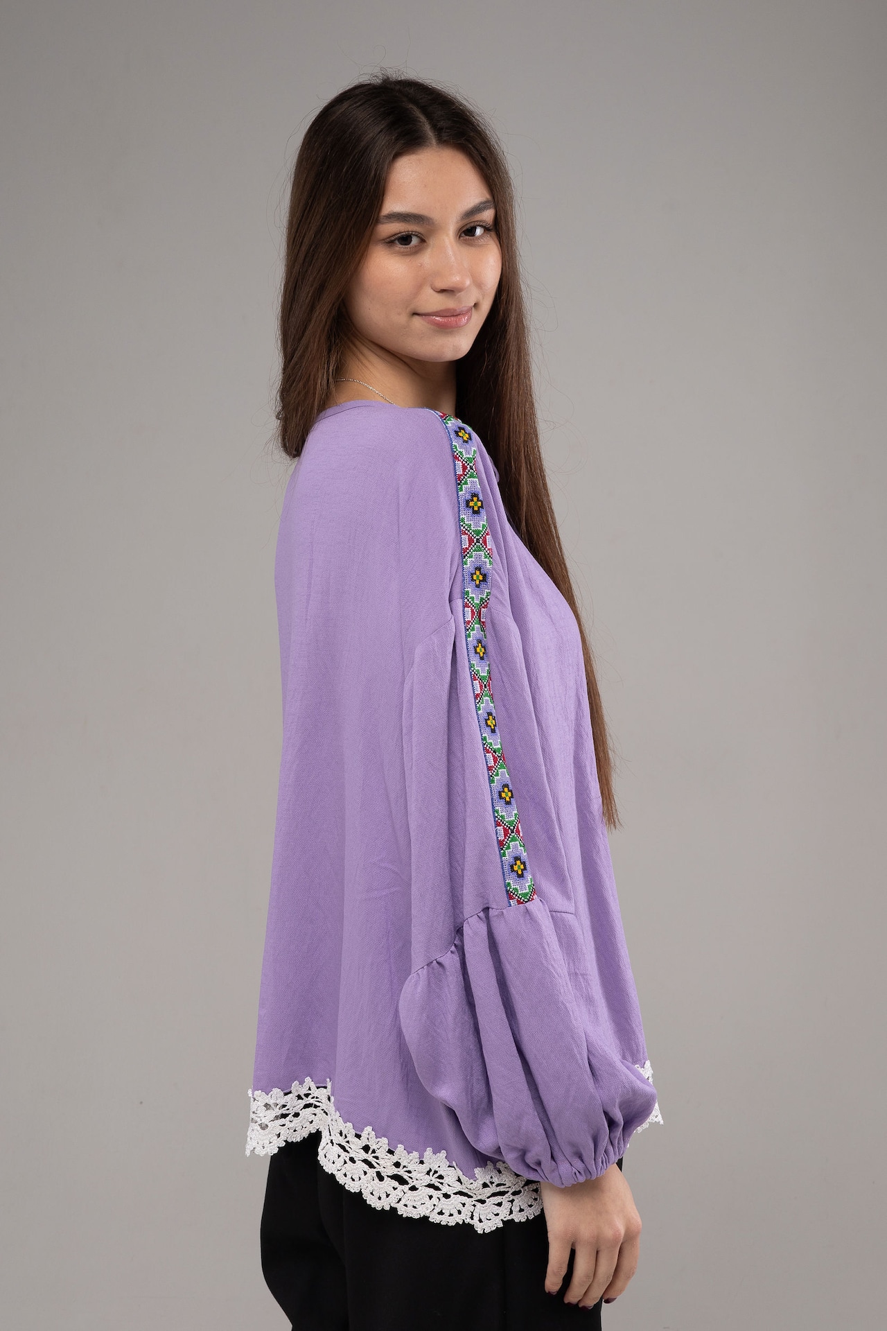 ウクライナ刺繍ヴィシヴァンカ　手刺繍　麻　レディース・フリーサイズ - 13