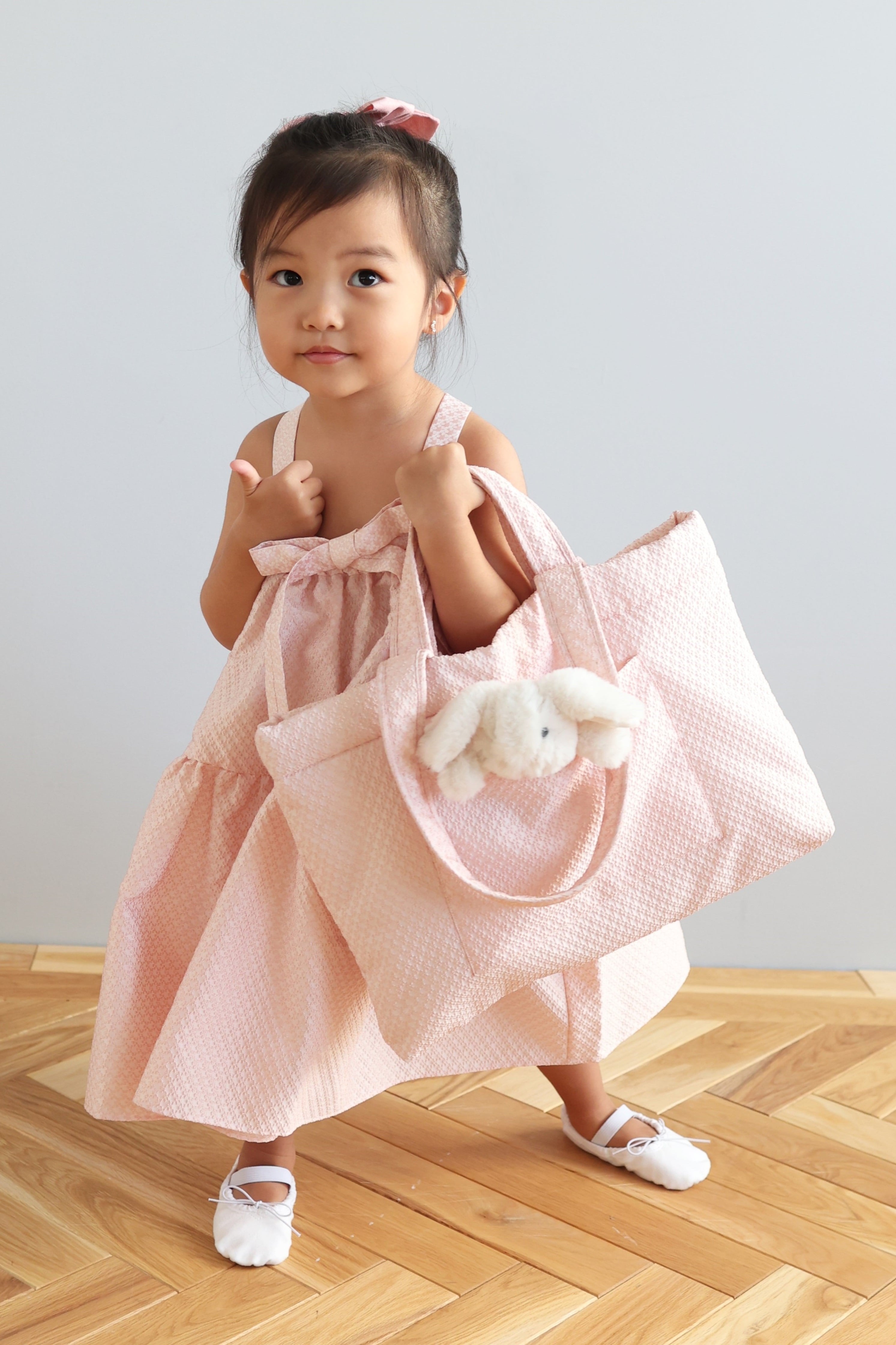 AMICA KIDS アミカキッズクチュールリボンブラウス 美品 AMICA KIDS アミカキッズクチュールリボンブラウス 美品 COUTURE