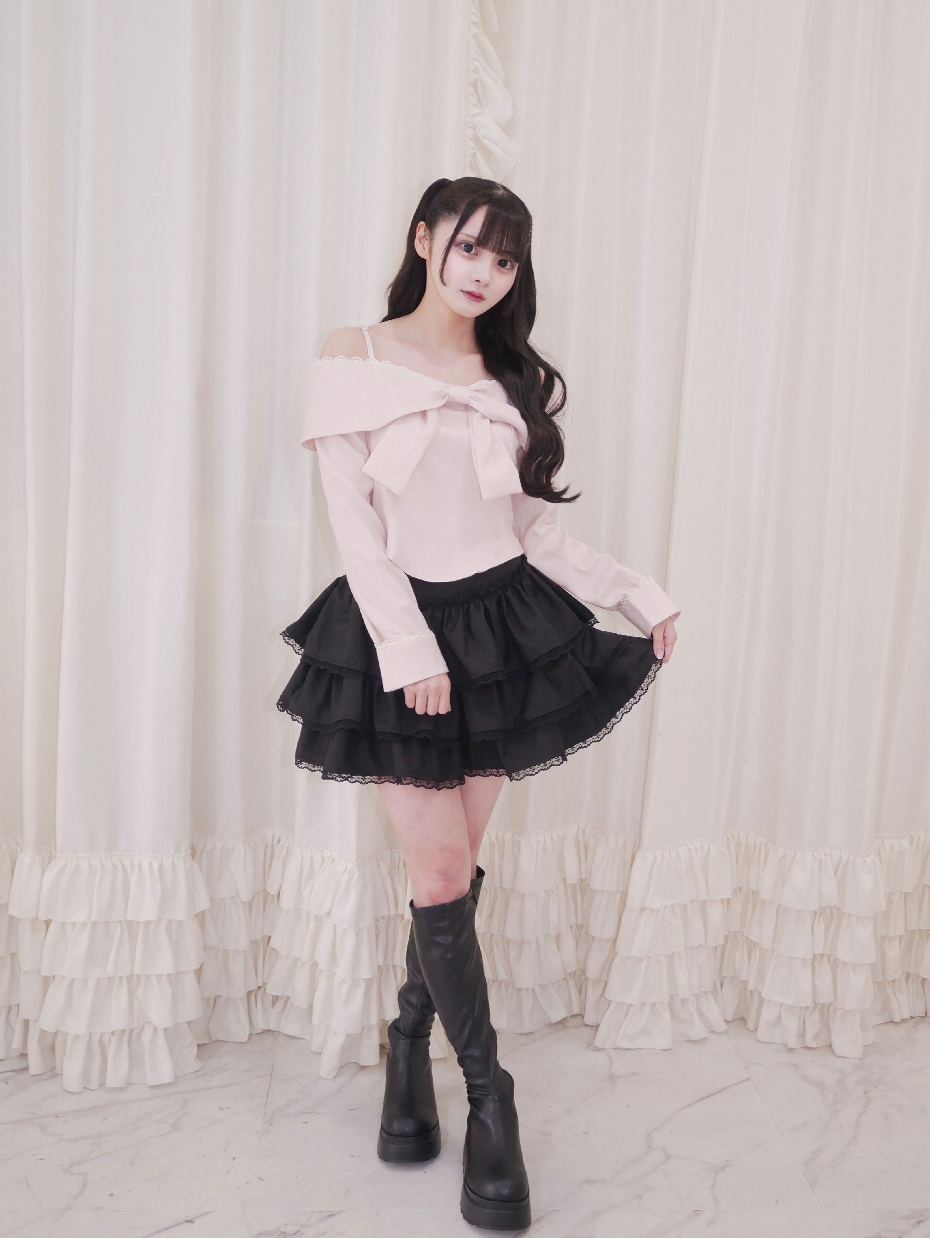 offshoulder ribbon tops