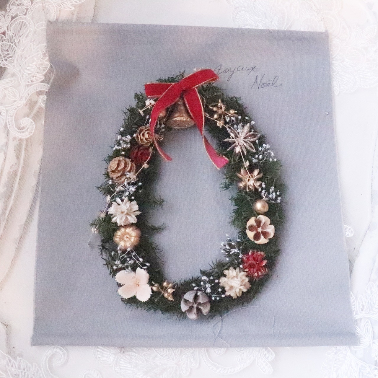 リースL　リネン　タペストリーキットシャビータイプ（Lサイズ）　手作りで楽しむ大人のシャビーなクリスマス　