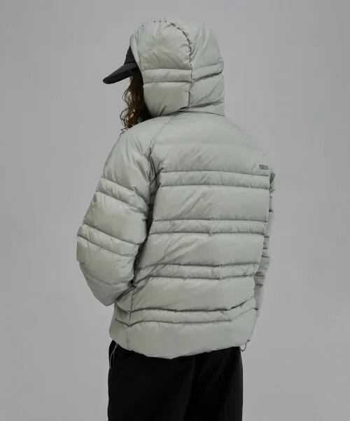 少量再入庫。。！！☆aespa ウィンター 着用！！【NEW BALANCE】UNI