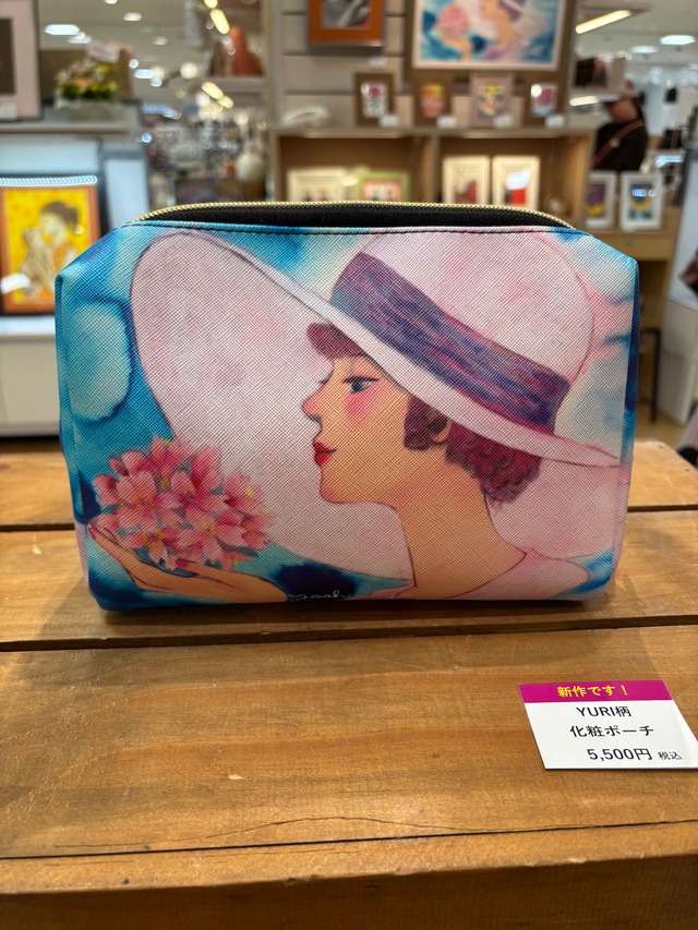 【新作】大容量化粧ポーチ『白い帽子の女』