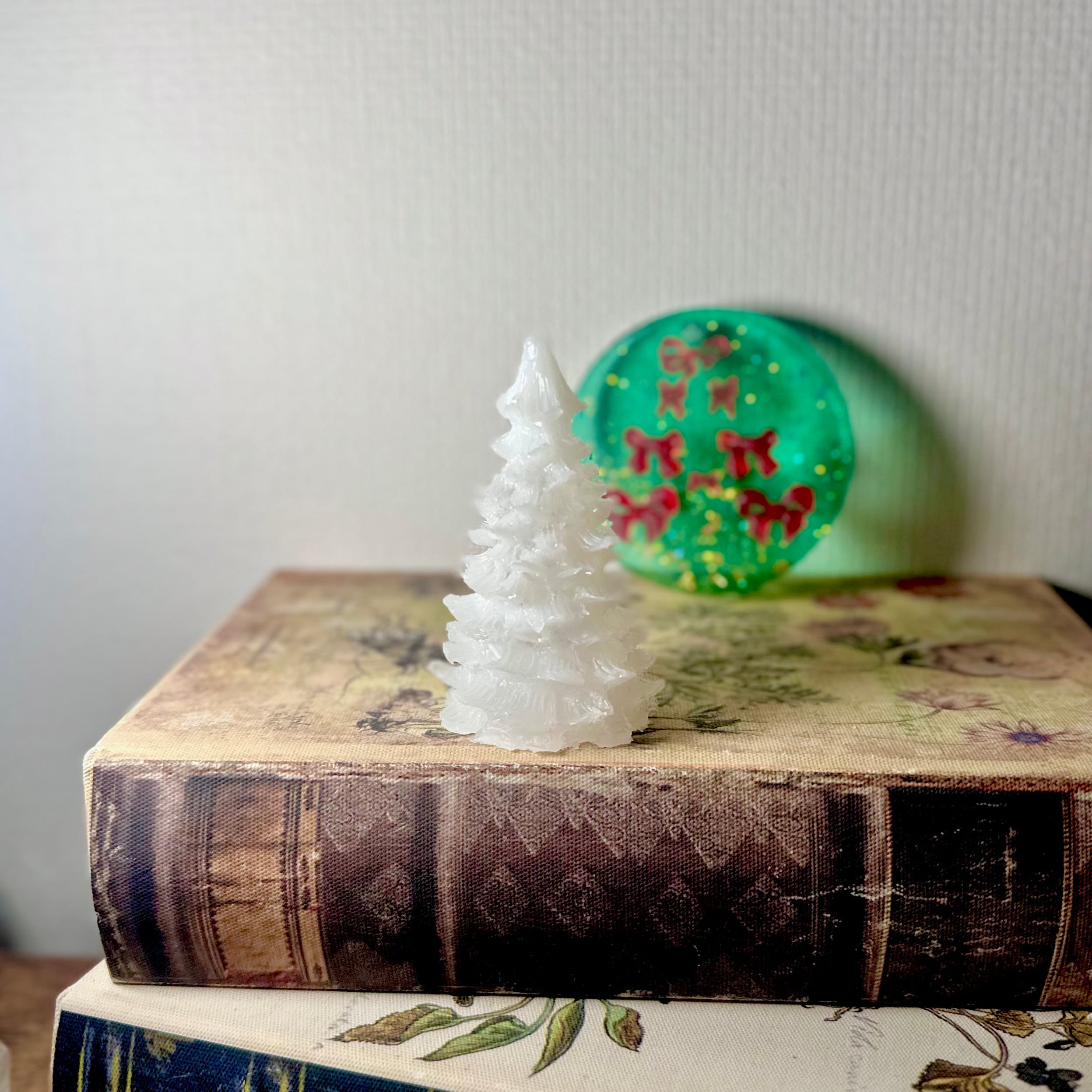 ミニクリスマスツリー》水晶【雪化粧もみの木】一点物オルゴナイト