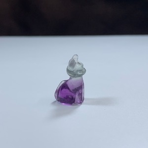 4.透明度有・可愛いフローライトねこちゃん