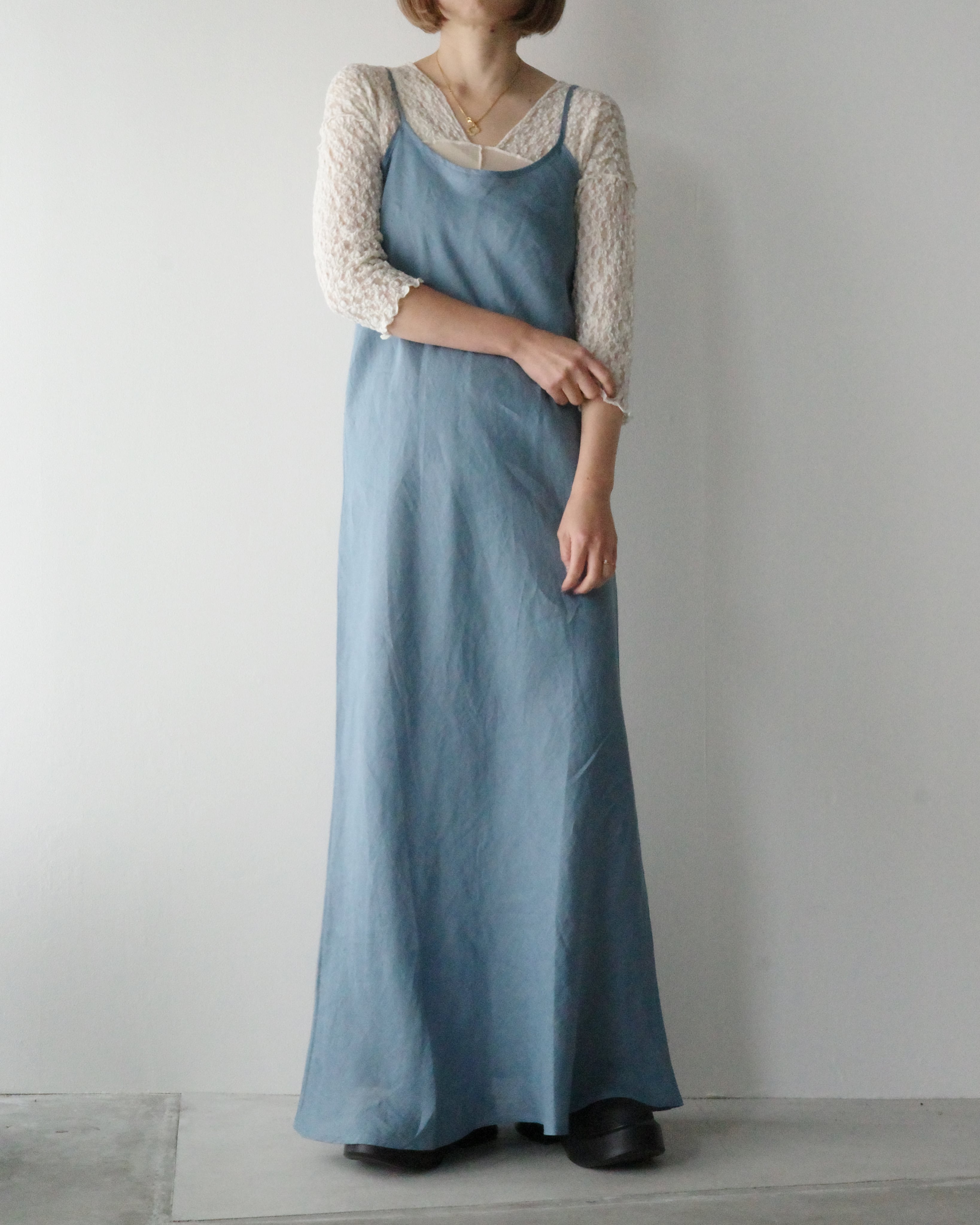 【関税込み】Baserange ブルー Dydine マキシワンピース BASERANGE】DYDINE DRESS/TRUSS BLUE | TOLMA.