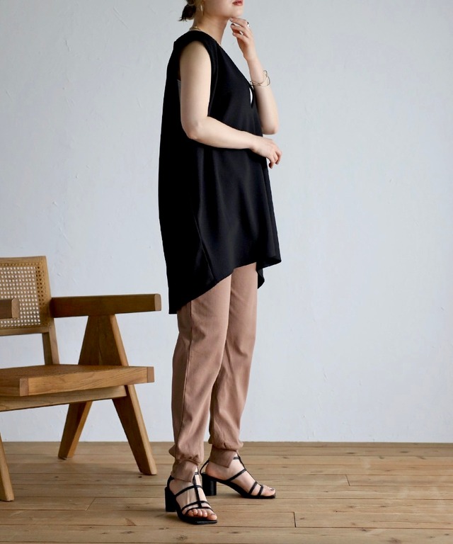 裾スリットジョガーパンツ