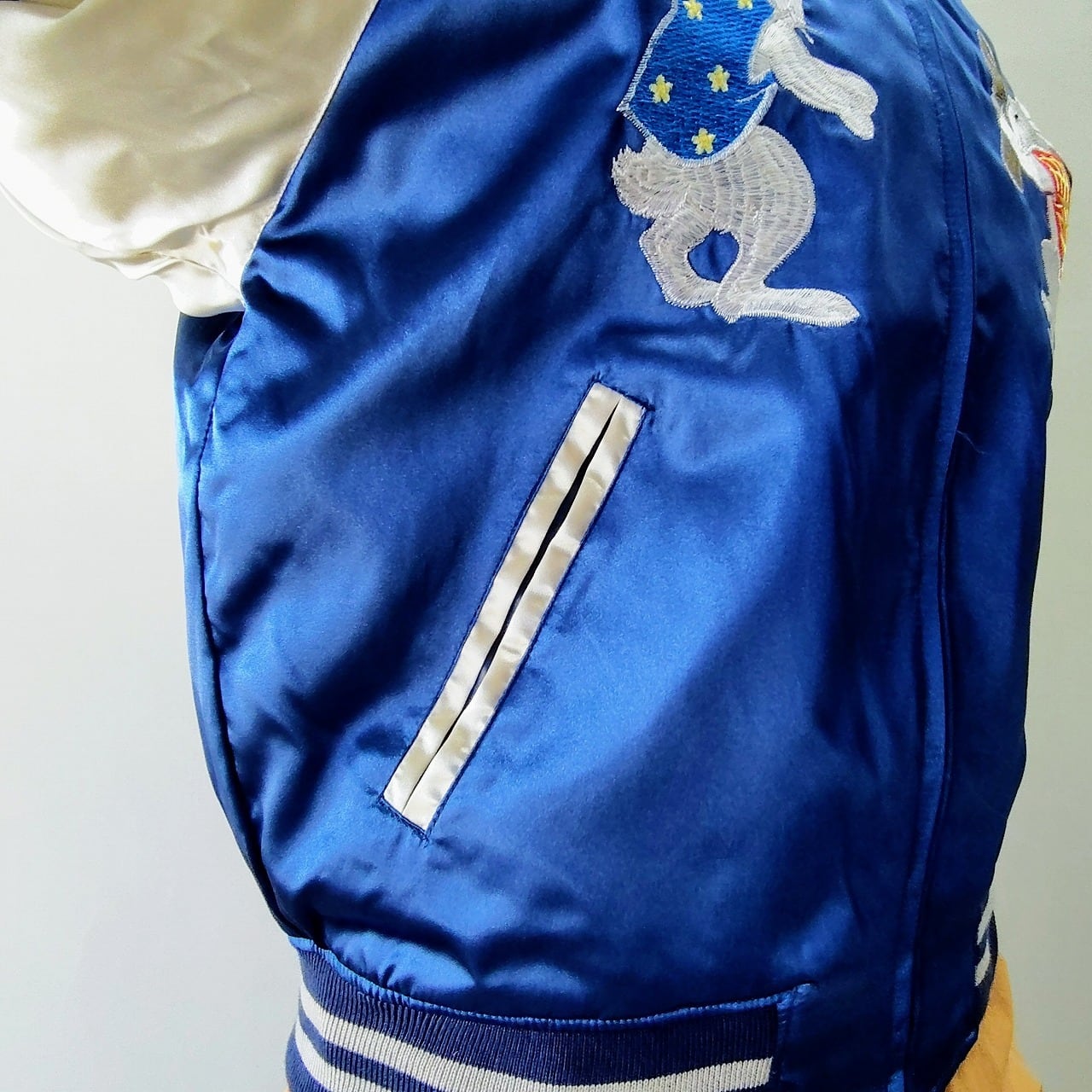 もちつきウサギ刺繍スカジャン L LL Embroidered jumper (SUKAJYAN