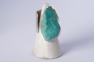 Primitive ring "お多福”