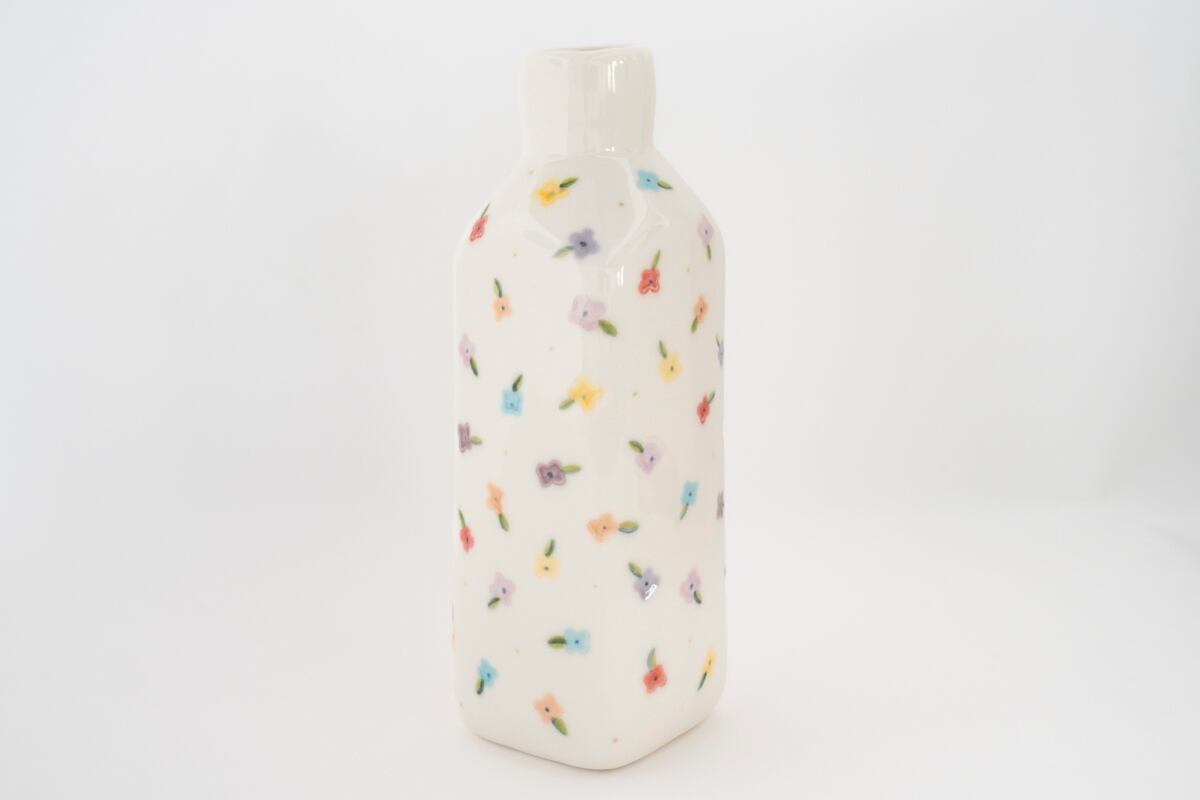 VR-3-1 「Vase_colorful」かわちりほ 作