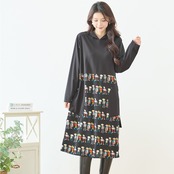 【SALE 10%OFF 4/12 10:00まで】TRUBE フィギュア柄フーディーワンピース (L~LL)