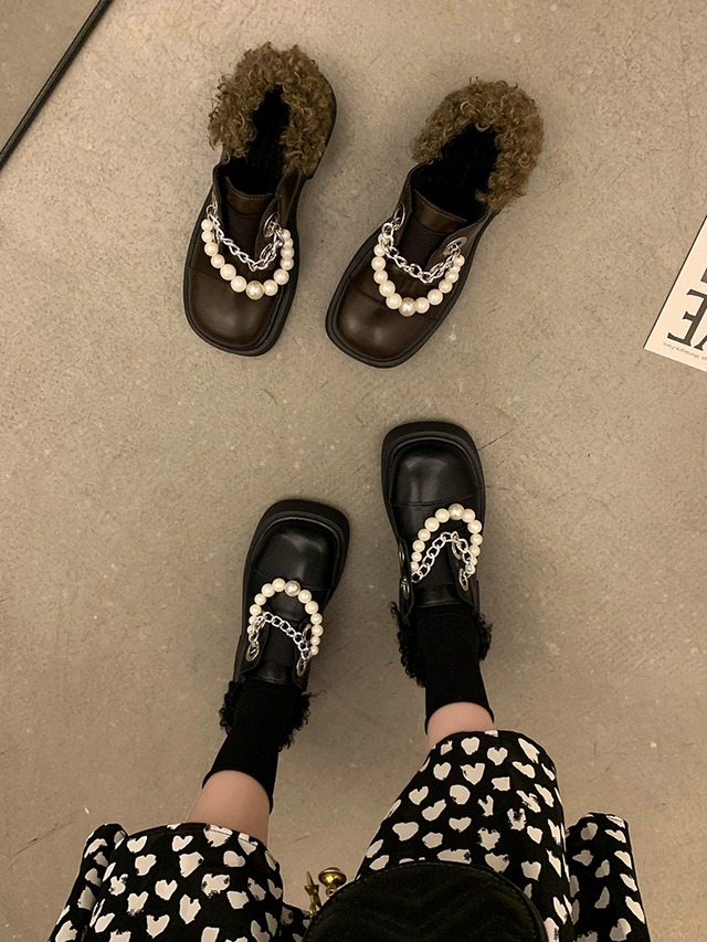 パールチェーン レザーオータムウィンターベルベットレッドスタンダード 靴 シューズ レトロ ローファー 秋物 冬物 真珠 部族の婦人靴65885439062