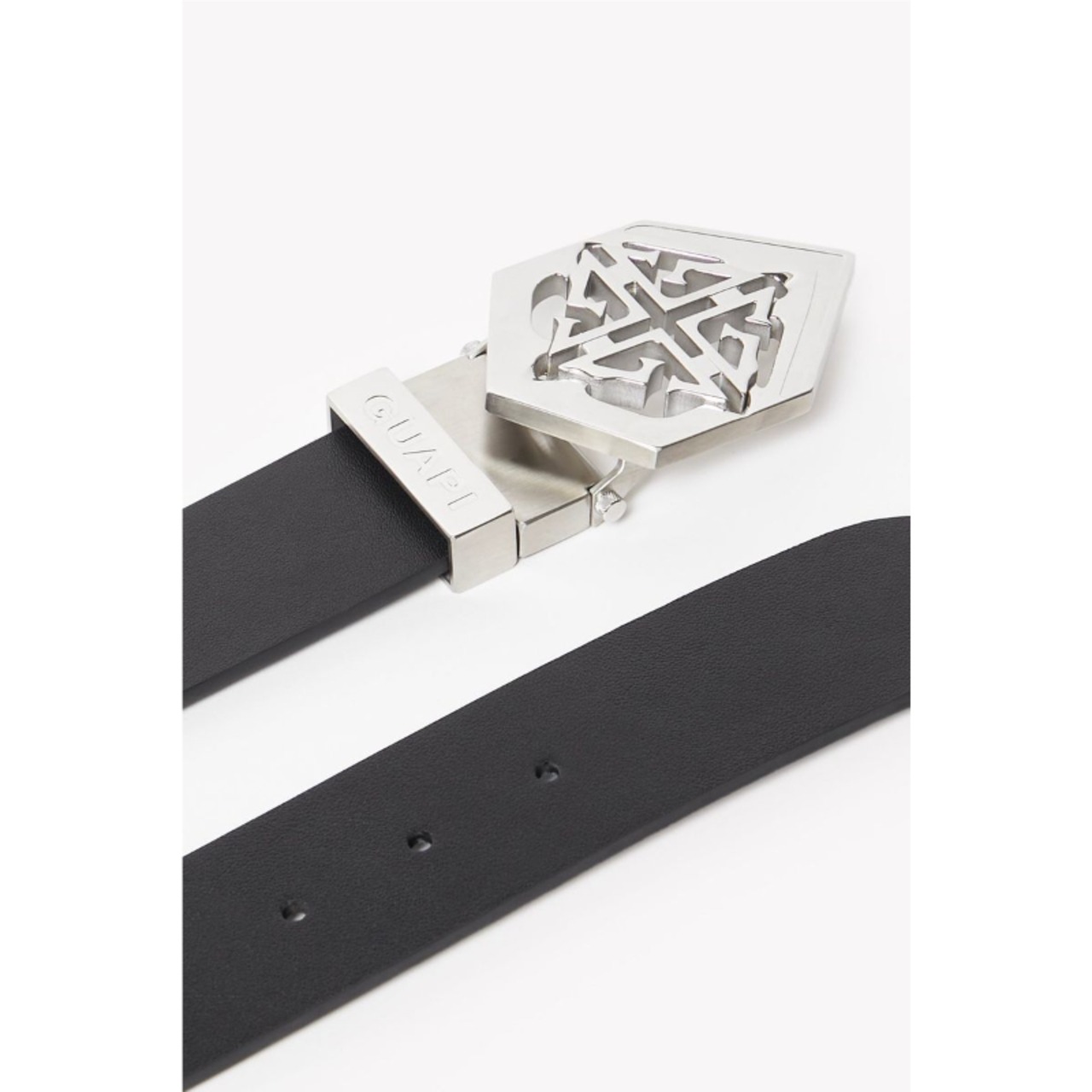 GUAPI / silver emblem belt