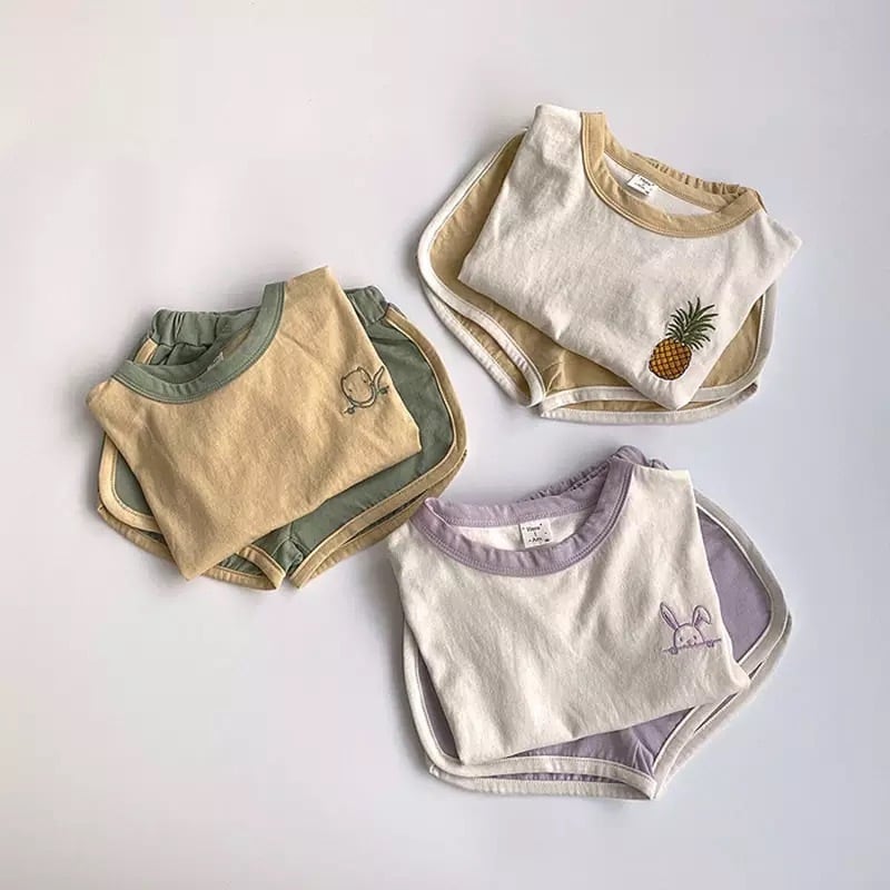 【即納】オシャレ体操服みたいなセットアップ｜海外子供服｜韓国子供服