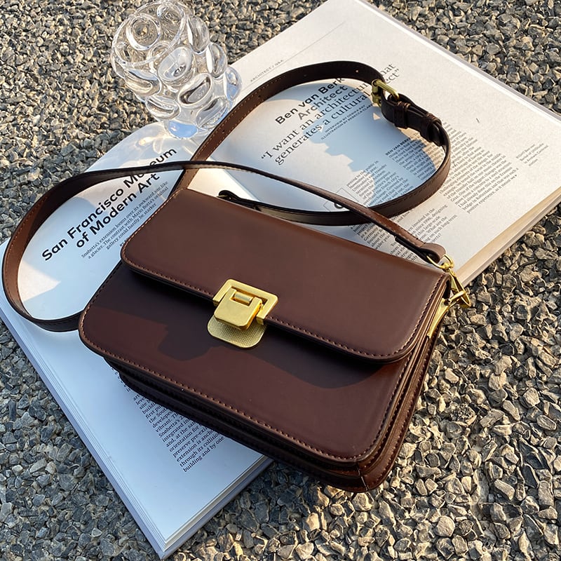 スタイルオータムウィンタースタンダードシングルレッド レトロ 秋物 冬物 スクウェア メッセンジャーバッグ Tiancai_Wing_Bag62513132607