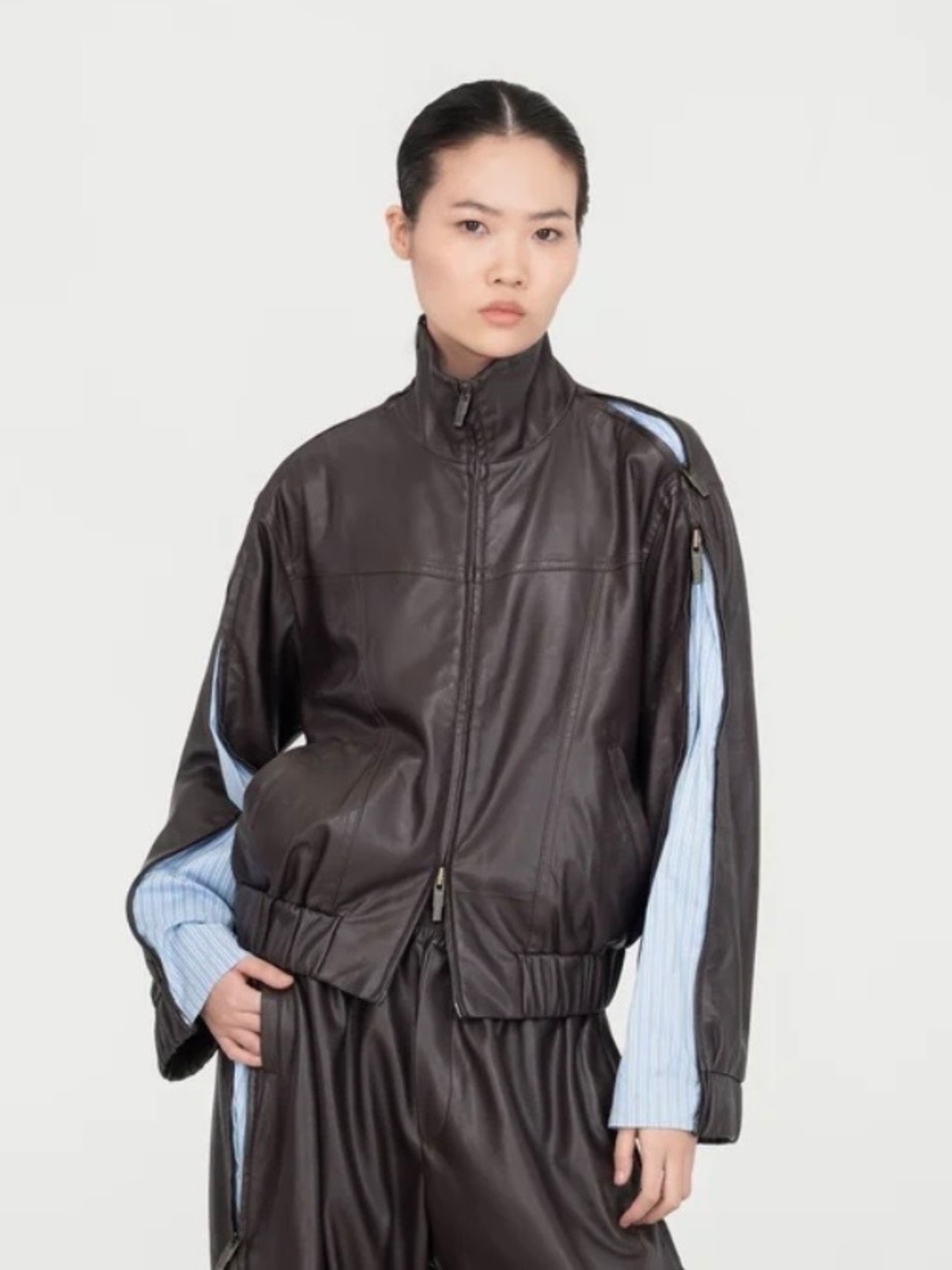 【26AW | WOMEN】Feng Chen Wang フェンチェンワン / アウター / Striped Panel Stand Collar Zip Jacket　FWF22JK28 - 2