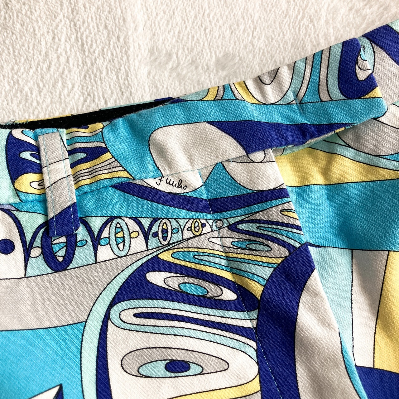 EMILIO PUCCI エミリオプッチ☆ストレッチ ショートパンツ ロゴ 総柄 