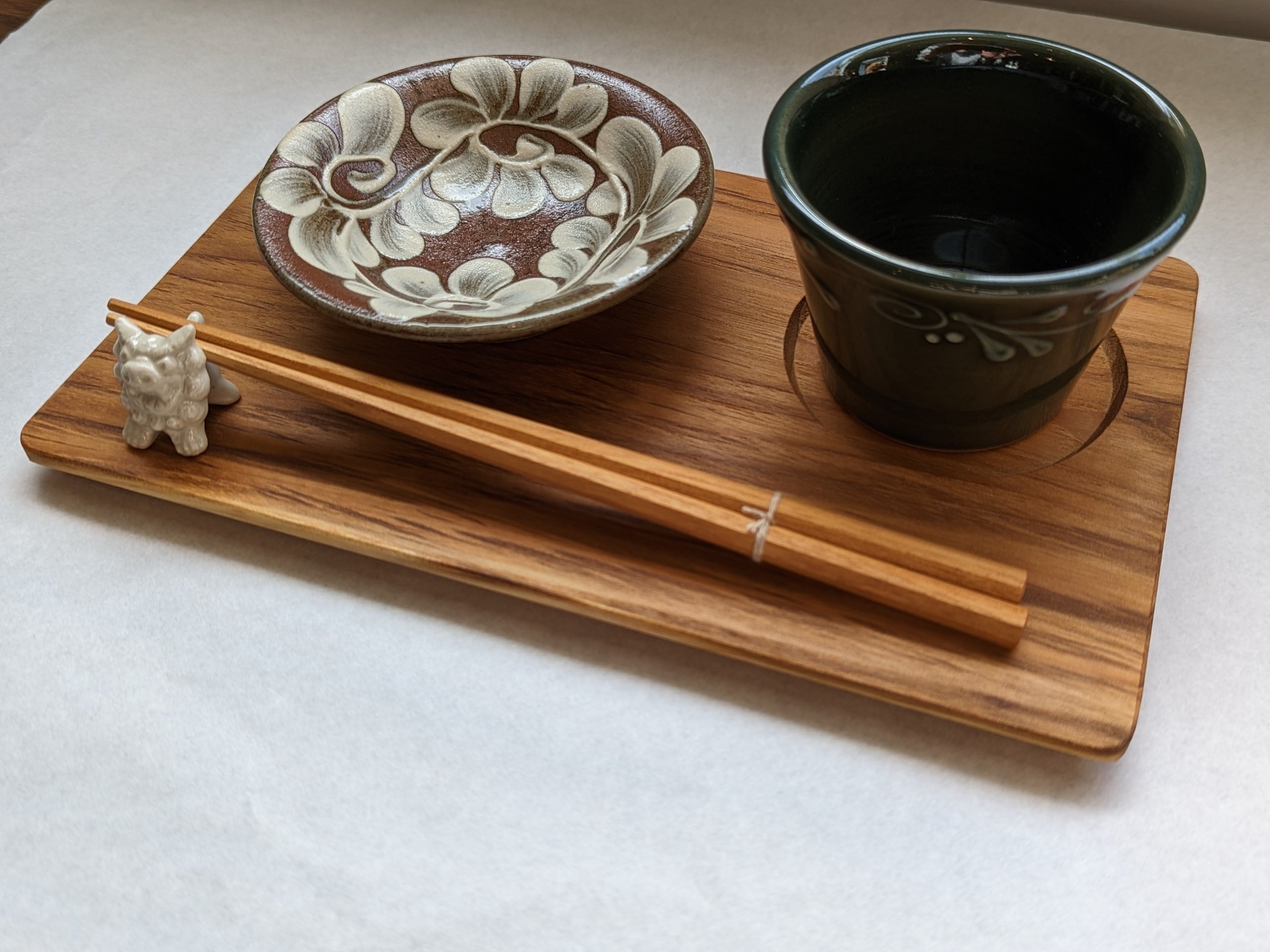 やちむんの皿とボウルセット やちむん 皿3.5寸（イッチン） | 仲間陶房 | inoya | Basic Life Store