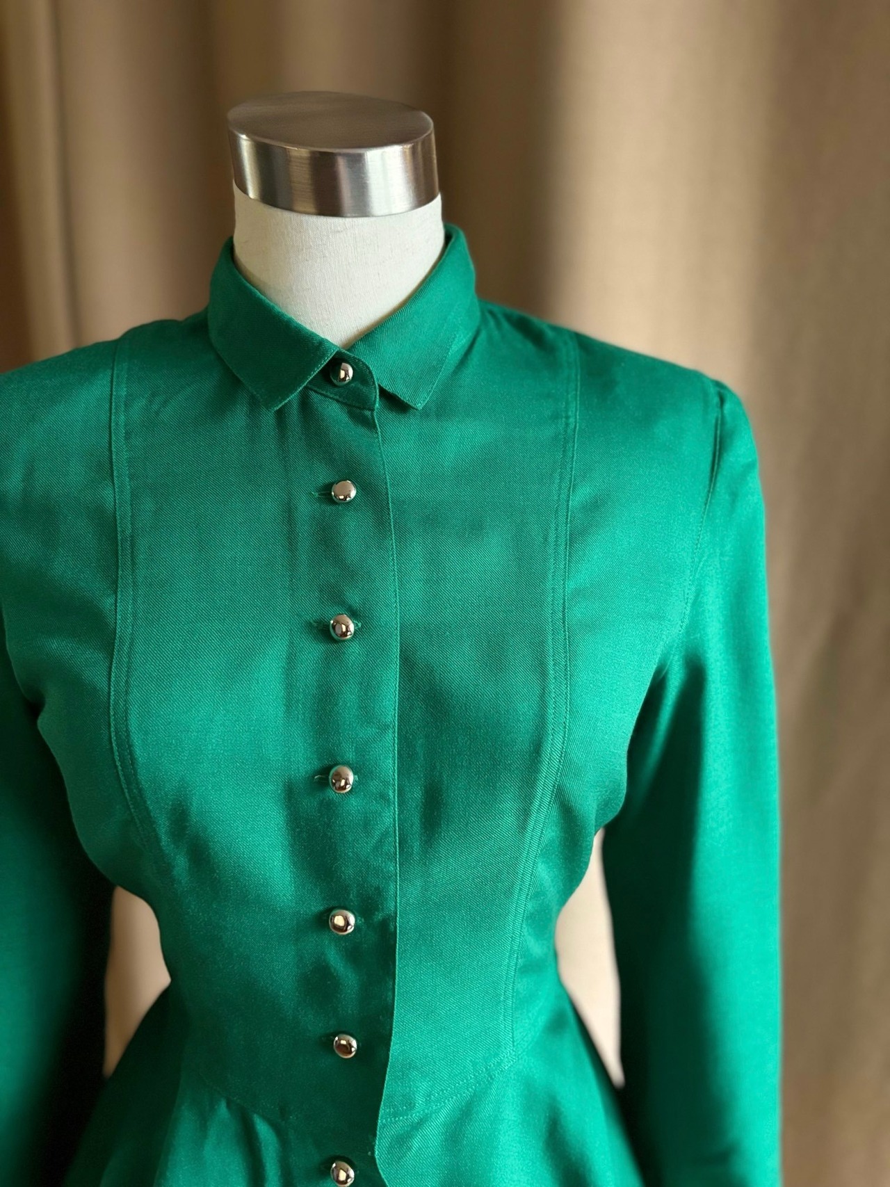 LOUIS BLANC green peplum shirt-5033-10