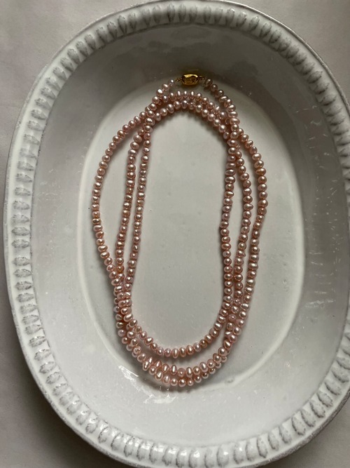 natural color  long pearl necklace120㎝　オーガンジーポーチ付き
