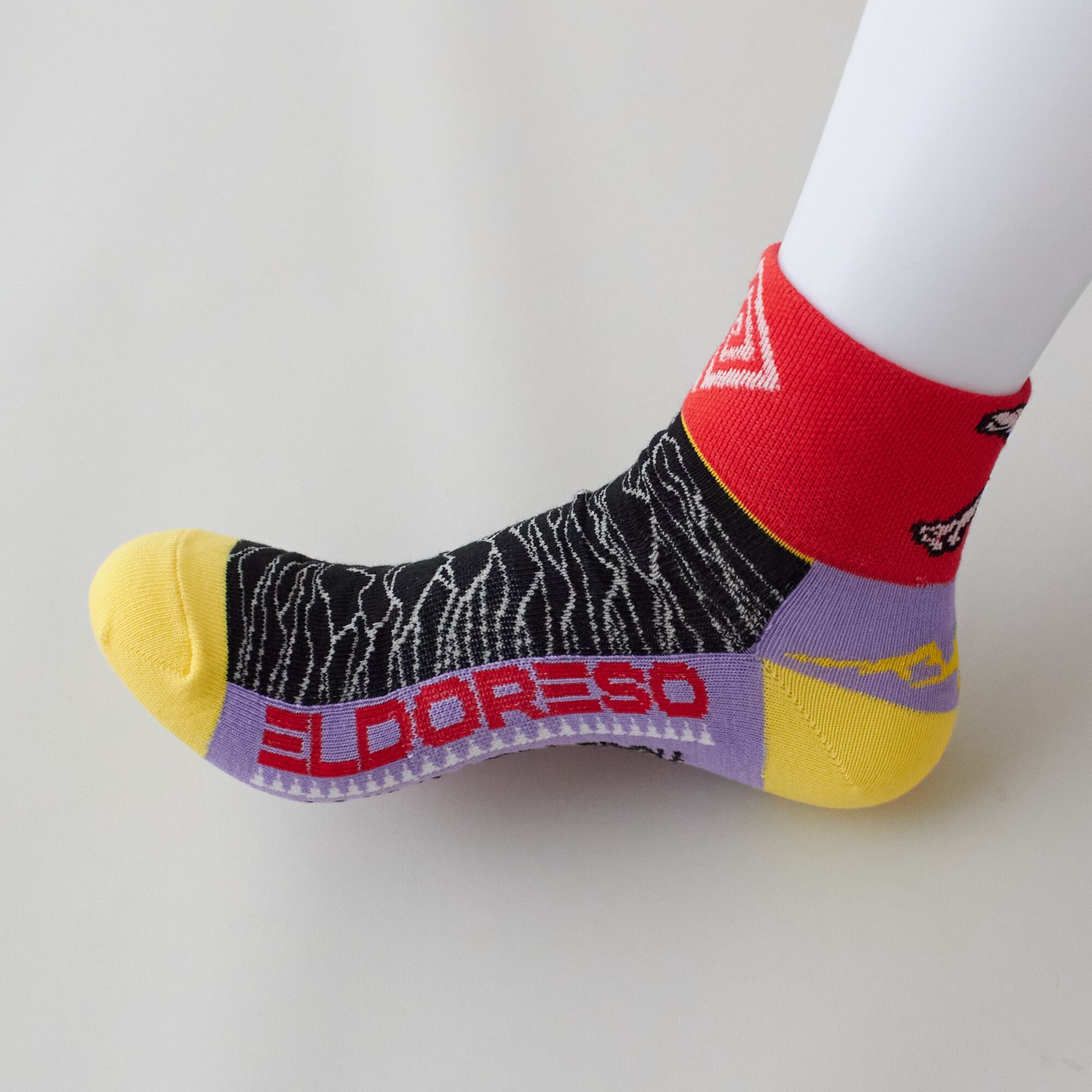 ELDORESO(エルドレッソ)Pleasures Socks(Red)ランニングソックス