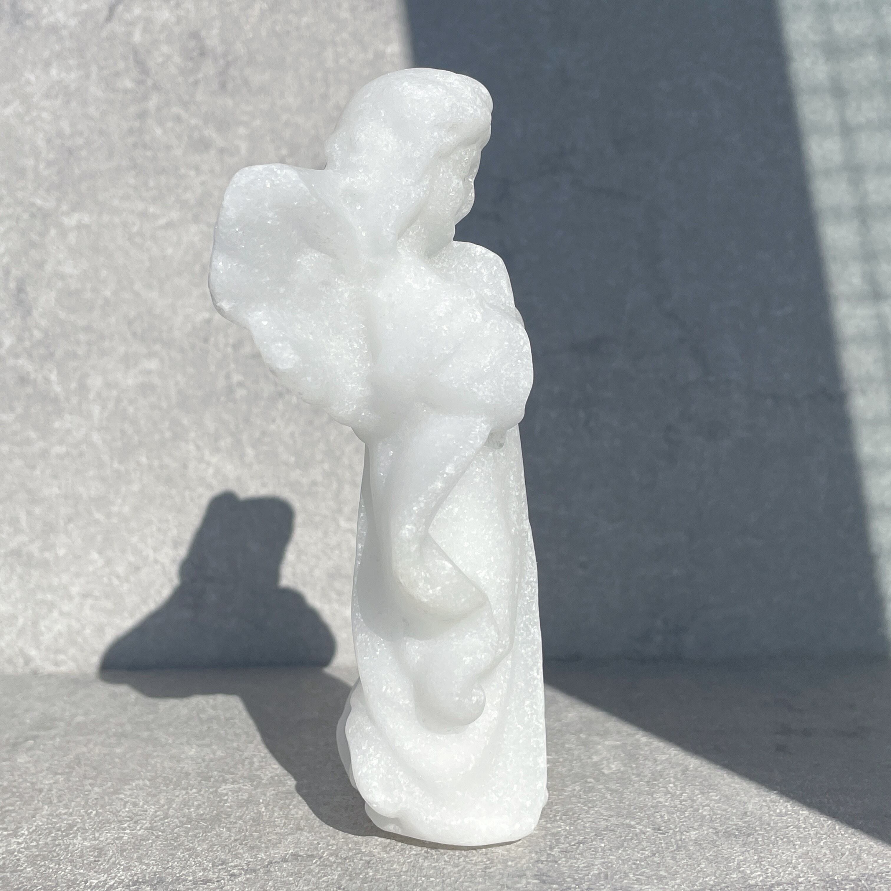 翡翠のスイートエンジェル12◇ White Jade Angel ◇天然石・鉱物