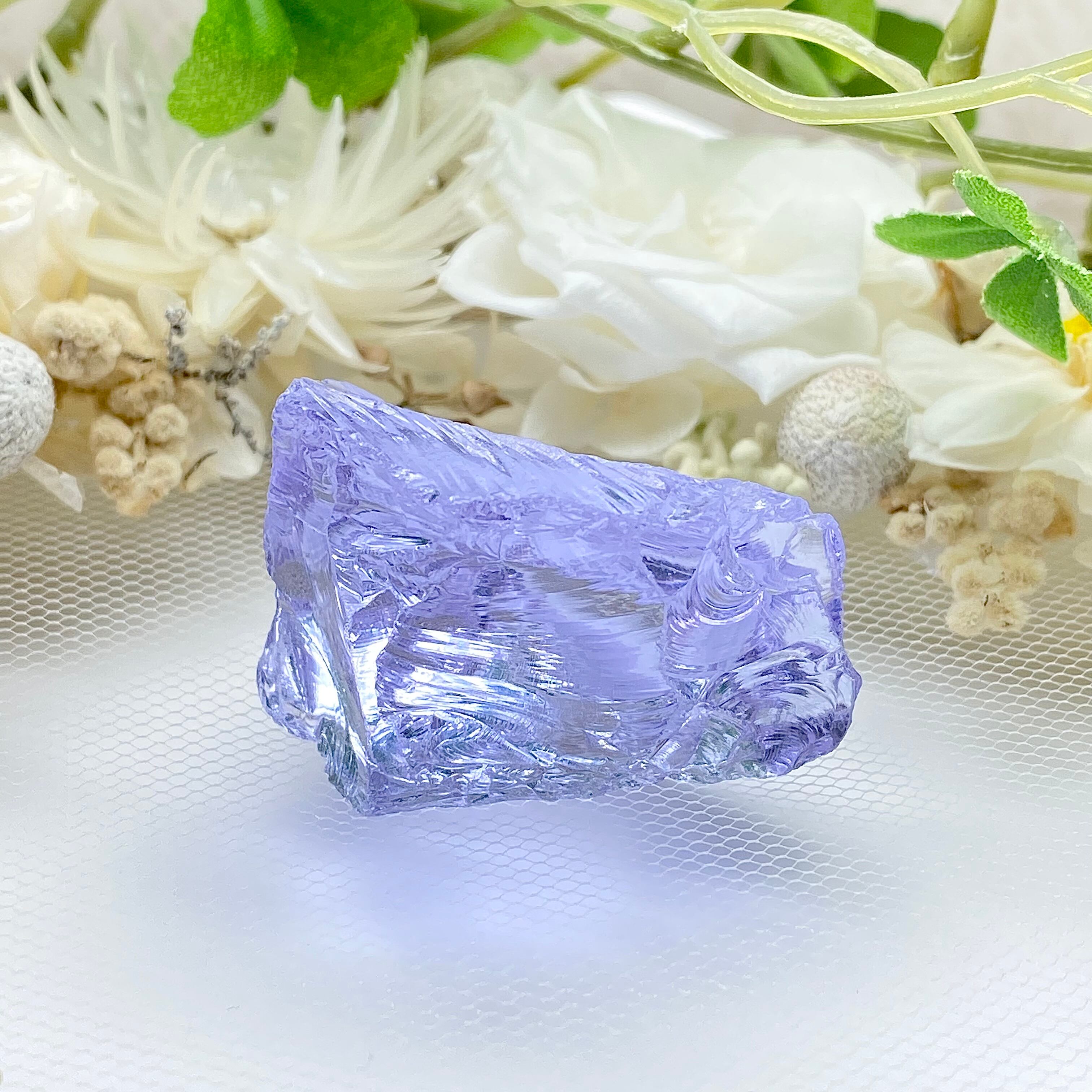 インドネシア産アンダラクリスタル原石 ラベンダーA【カラーチェンジあり】