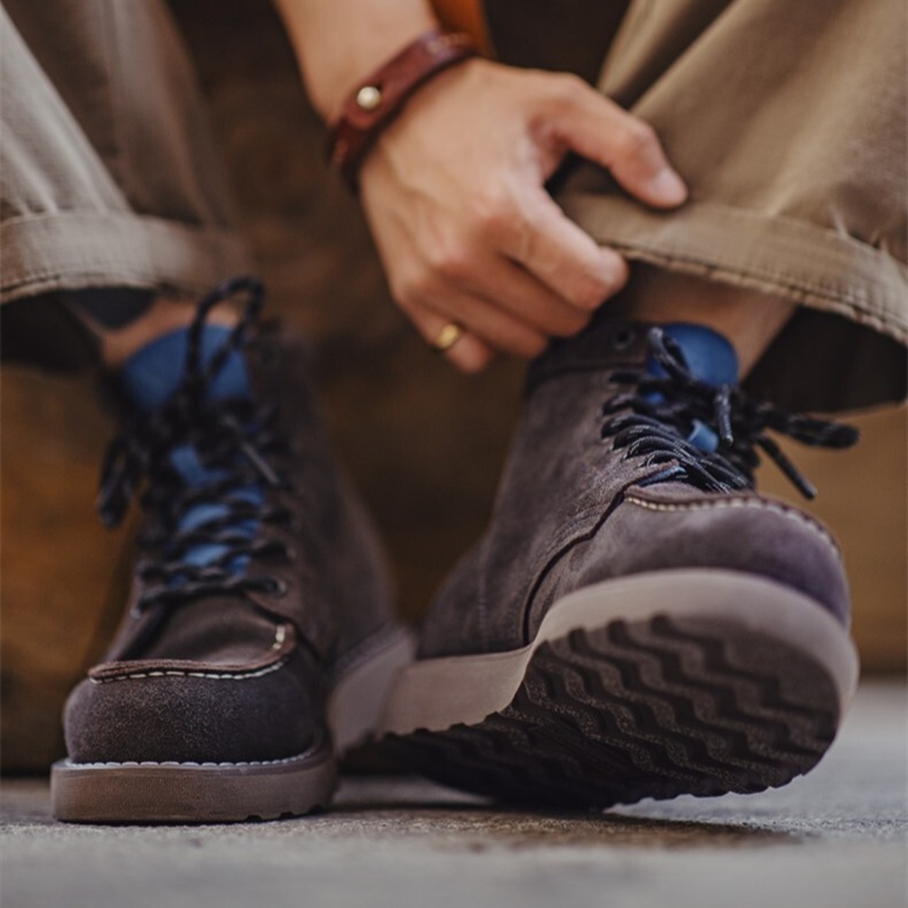 Bicolor Cow Suede Lace-Up Boots / バイカラー カウ スエード レースアップ シューズ