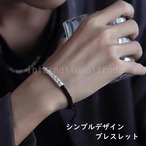 メンズアクセサリー レザー風ブレスレット 編み込みロープ バングル 紐 シンプル おしゃれ カジュアル スタイリッシュ 無地 ワンポイント ブラック 黒 シルバーチャーム 彫刻 彫金 細身 手首アクセサリー プレゼント ギフト 誕生日 y12071