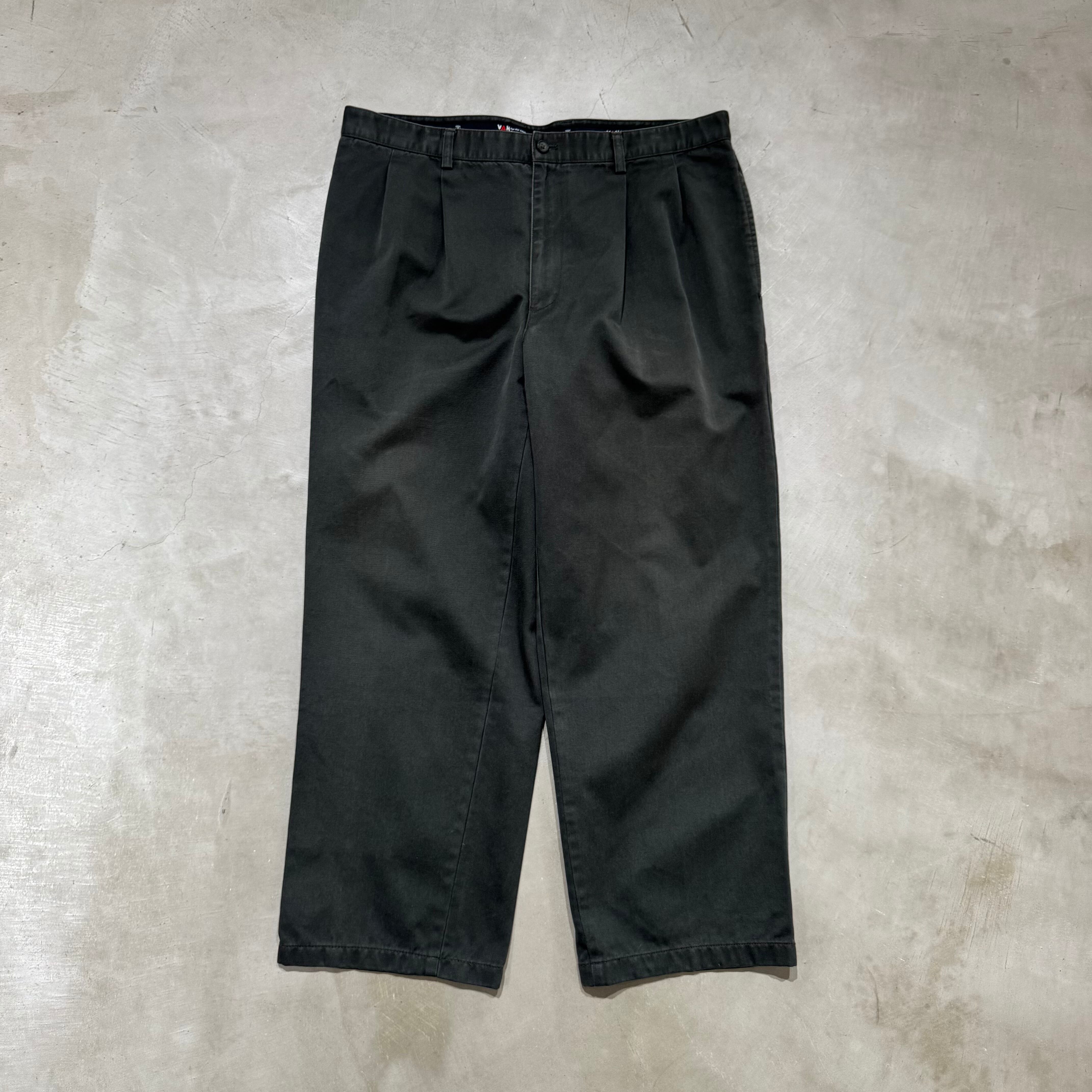 VAN Chino pants "モスグリーン"
