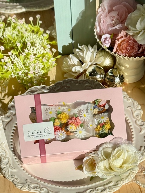 花を贈るように……食べられるお花＊あんこの焼き菓子ギフトBOX