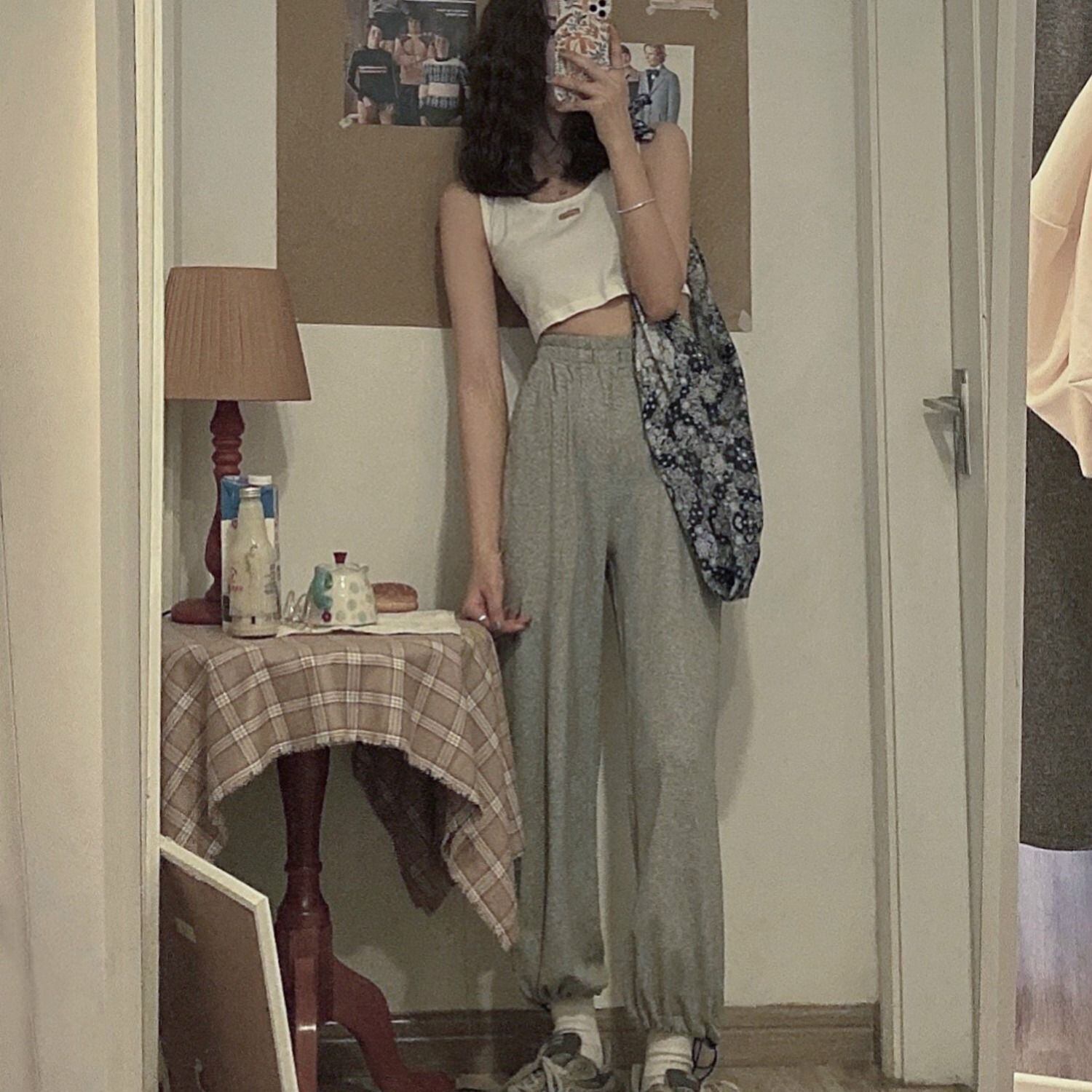 【新作】【送料無料】 女性用レッグタイカジュアルスポーツパンツ、夏の韓国スタイルのハイウエストスリムワークウェアドローストリングパンツ 0390613038660