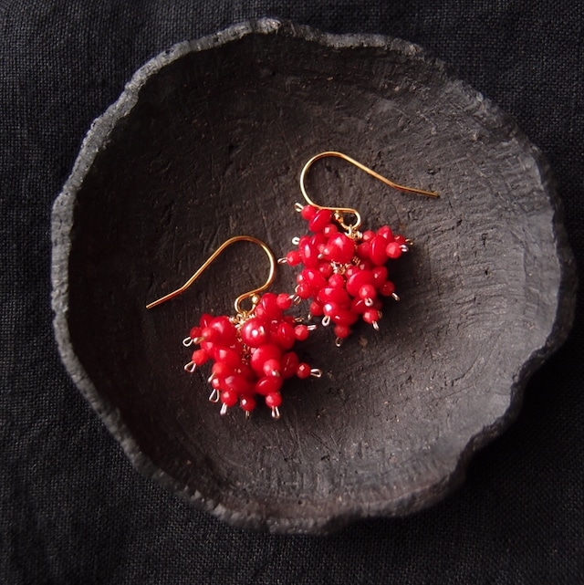 【K14gf・受注制作】Redcoral Earrings／赤珊瑚のプチピアス（Short）