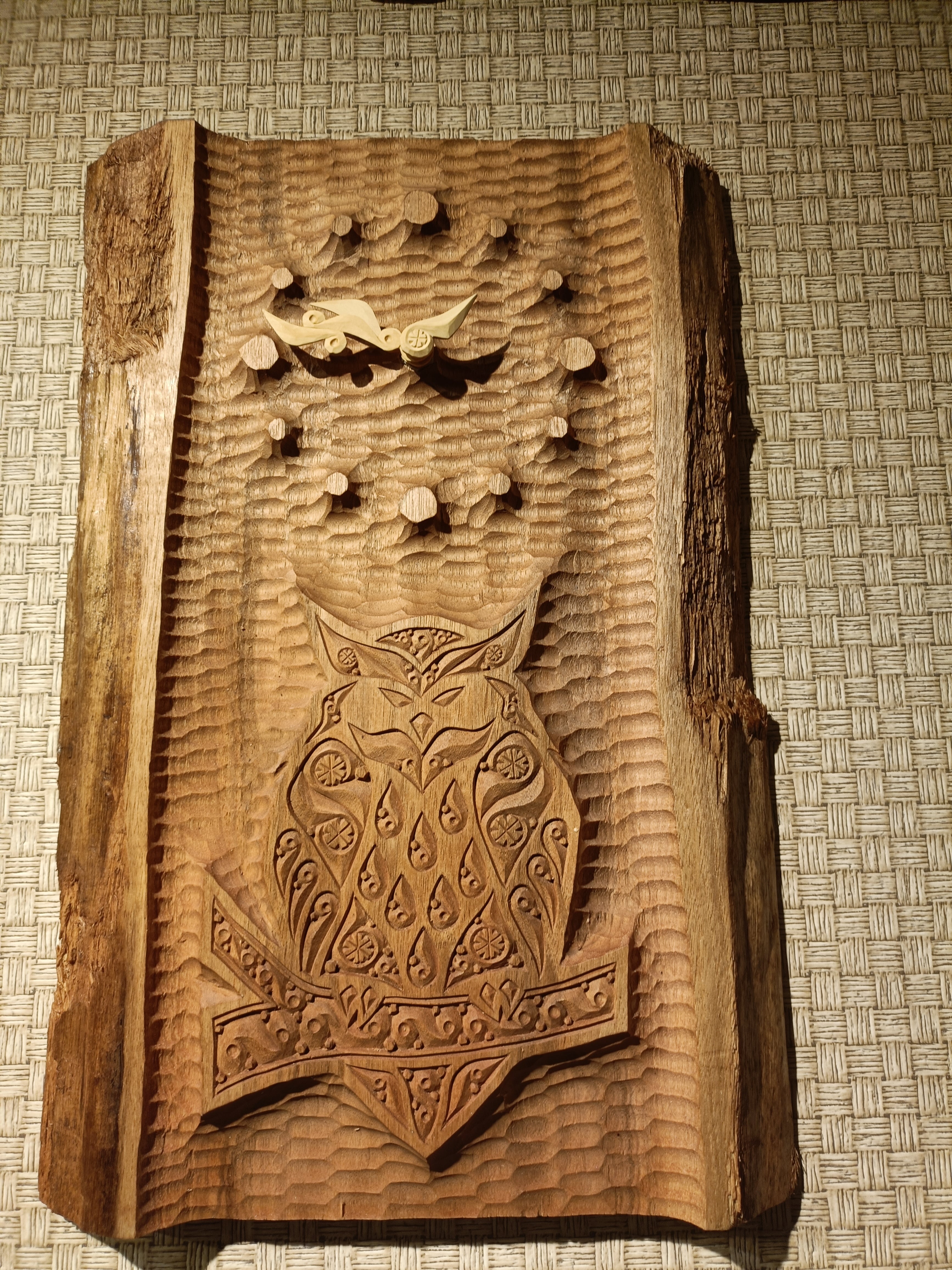 【値下げ】カムイ　フクロウ掛け時計【コタン・クル・カムイ】 カムイの時計 シマフクロウ | 実践工房アシリ