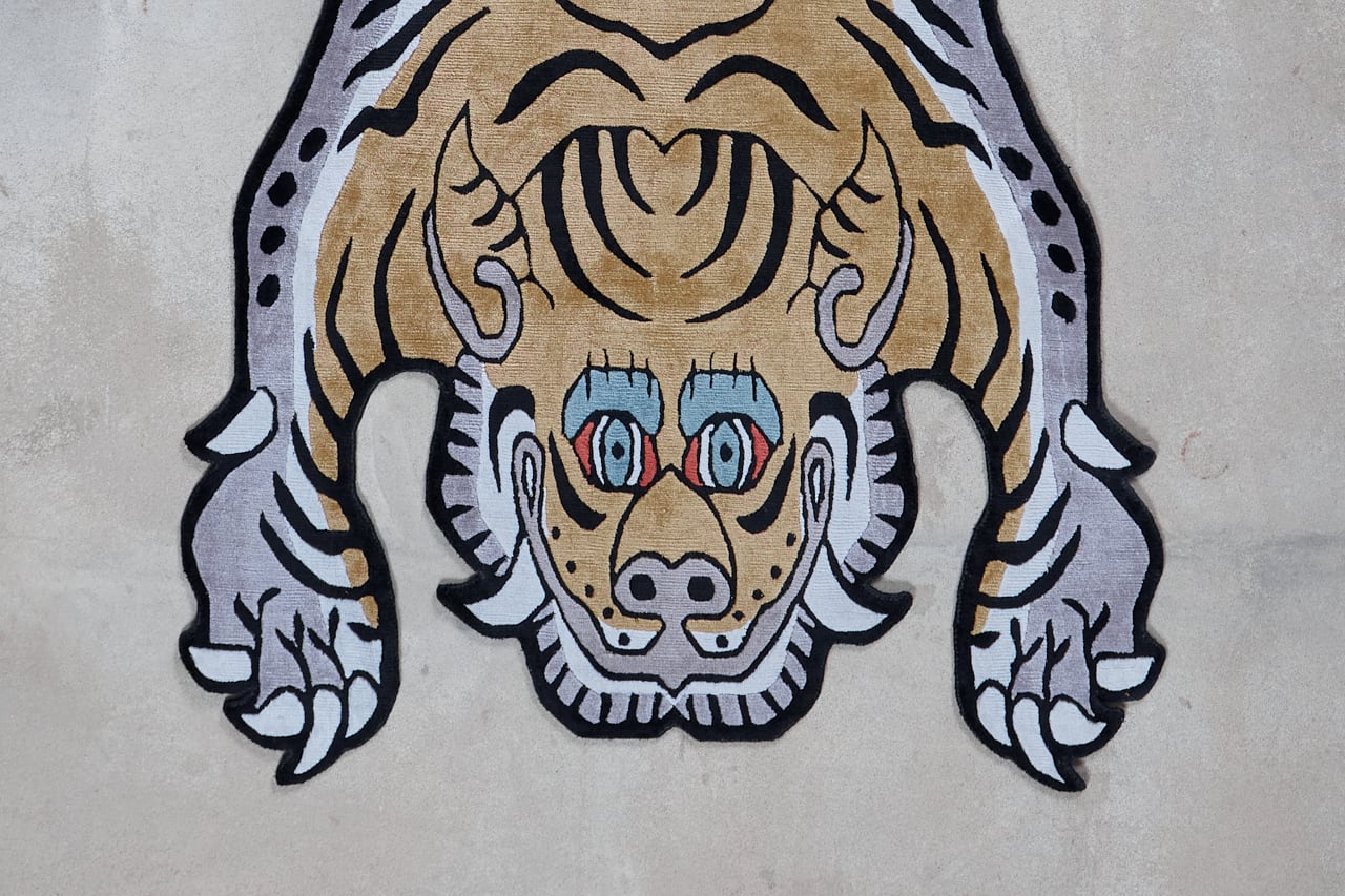 チベタンラグ　イエロー Tibetan Tiger Rug 《Lサイズ•シルク・オリジナル2・マスタード