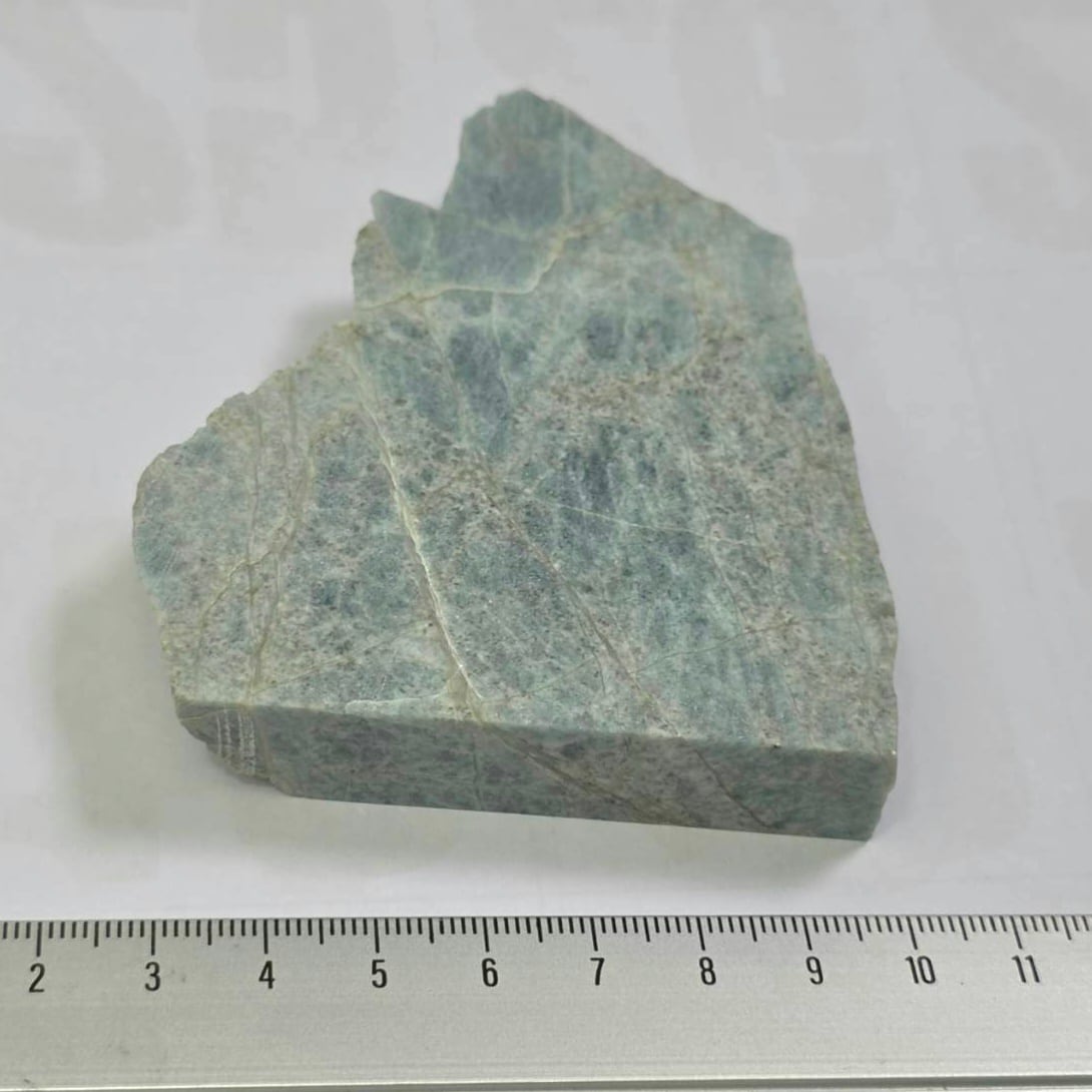 入コン沢管玉: 糸魚川翡翠 KD0111 | 糸魚川翡翠工芸家 赤羽可行BASE