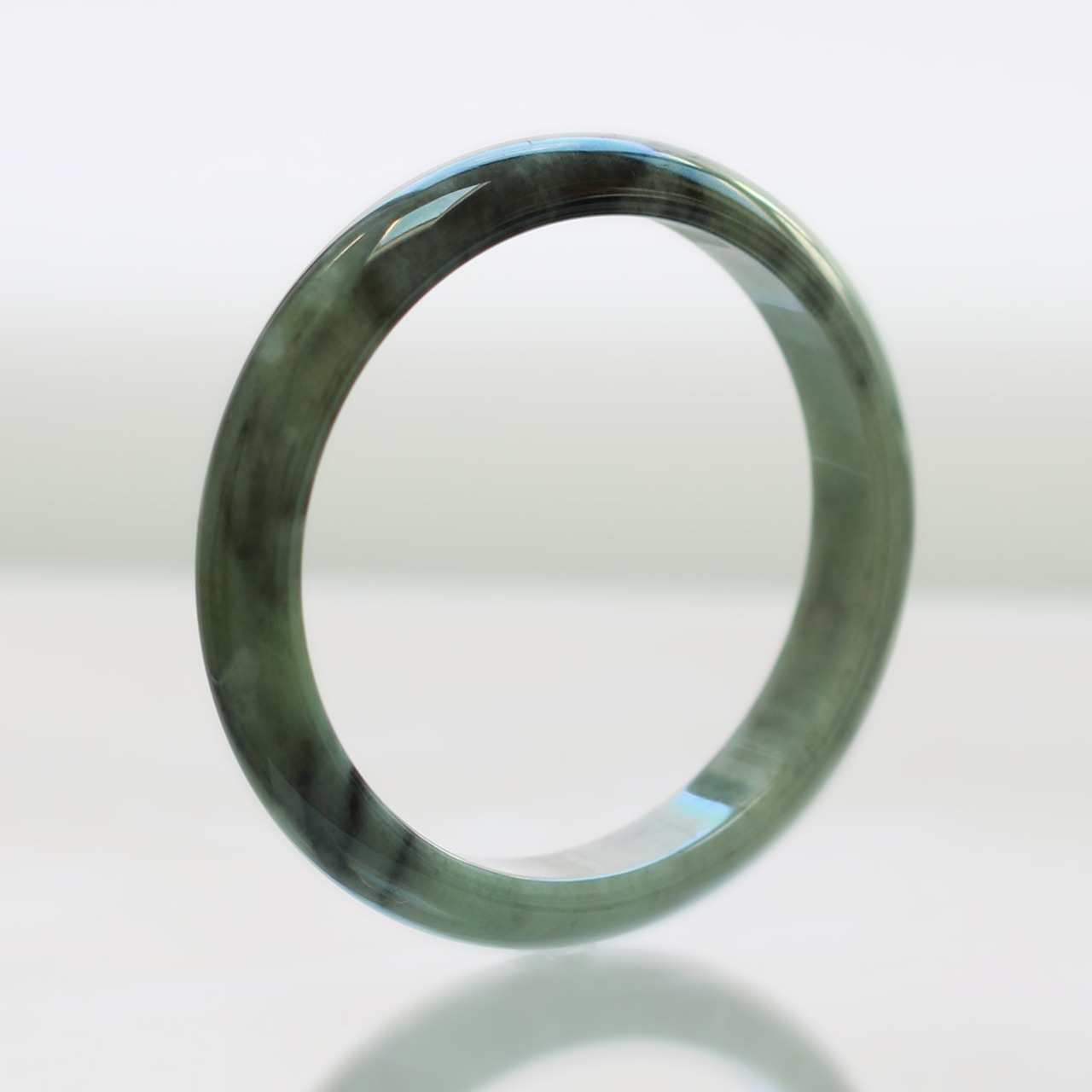 【内径 約57.5mm】 komaru  翡翠バングル A貨翡翠 jd_bg1550