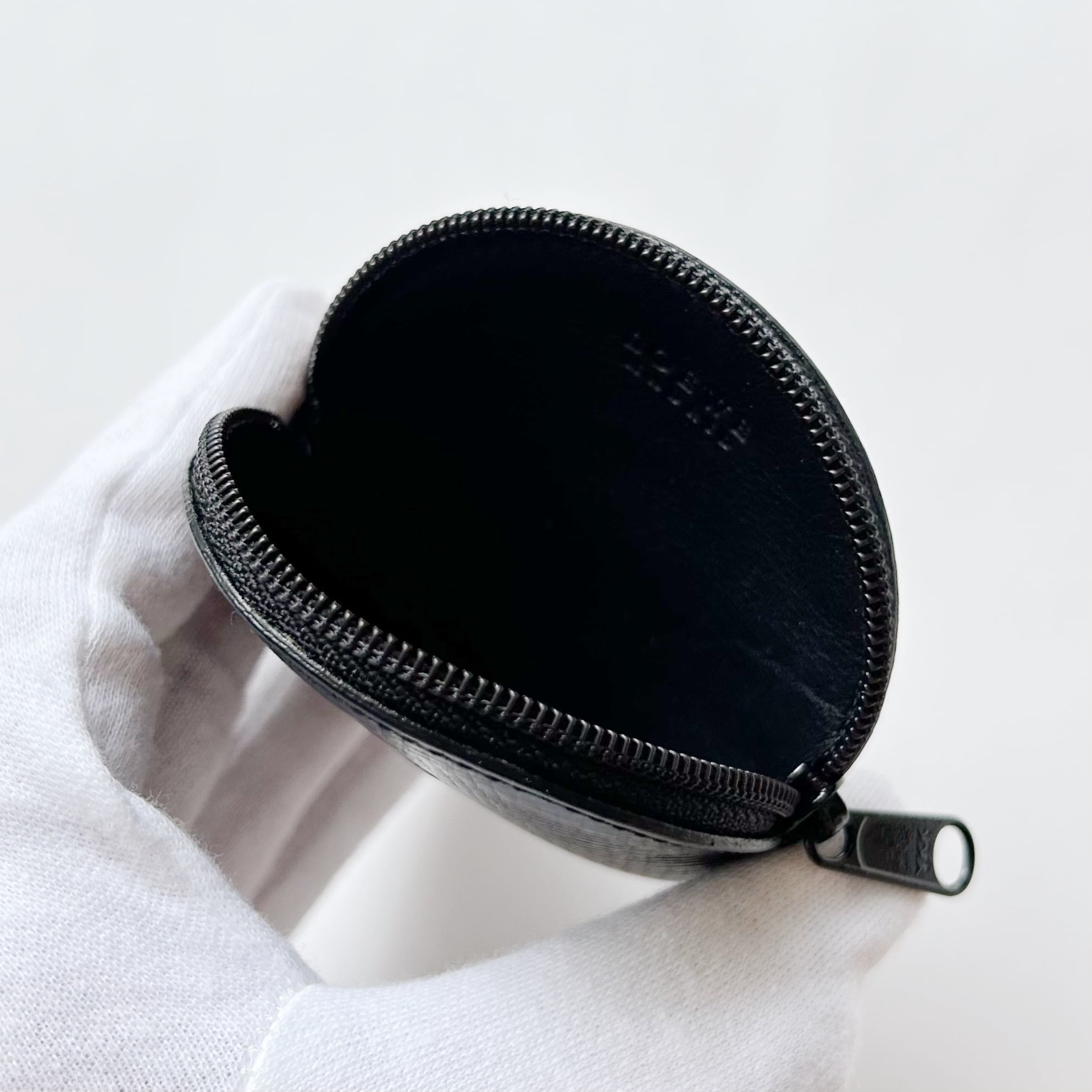 LOEWE ロエベ　coin case coin purse anagram Anagram square coin cardholder in pebble grained calfskin