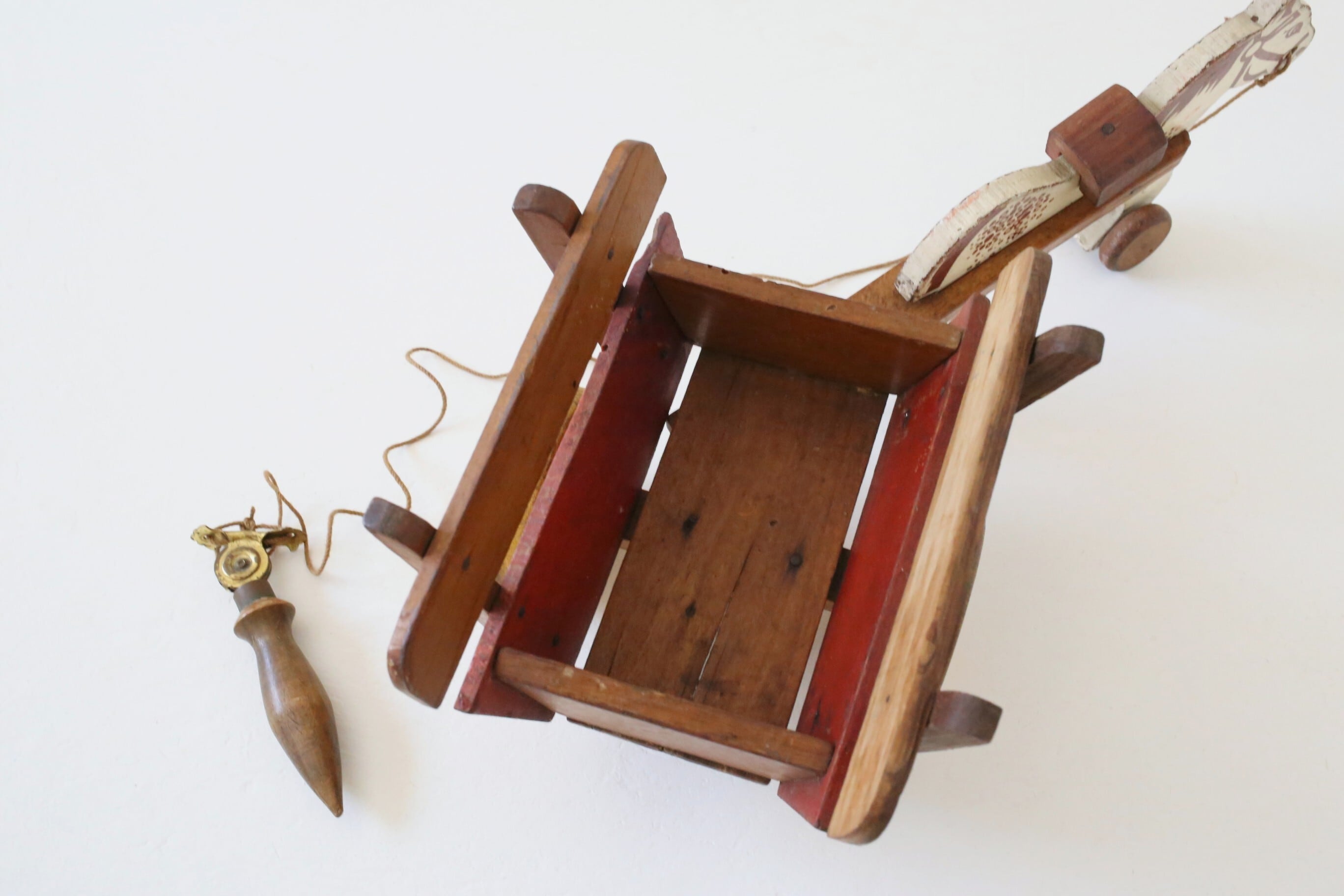 フランス アンティーク ヴィンテージ おもちゃ 大きめの木製の馬車 N