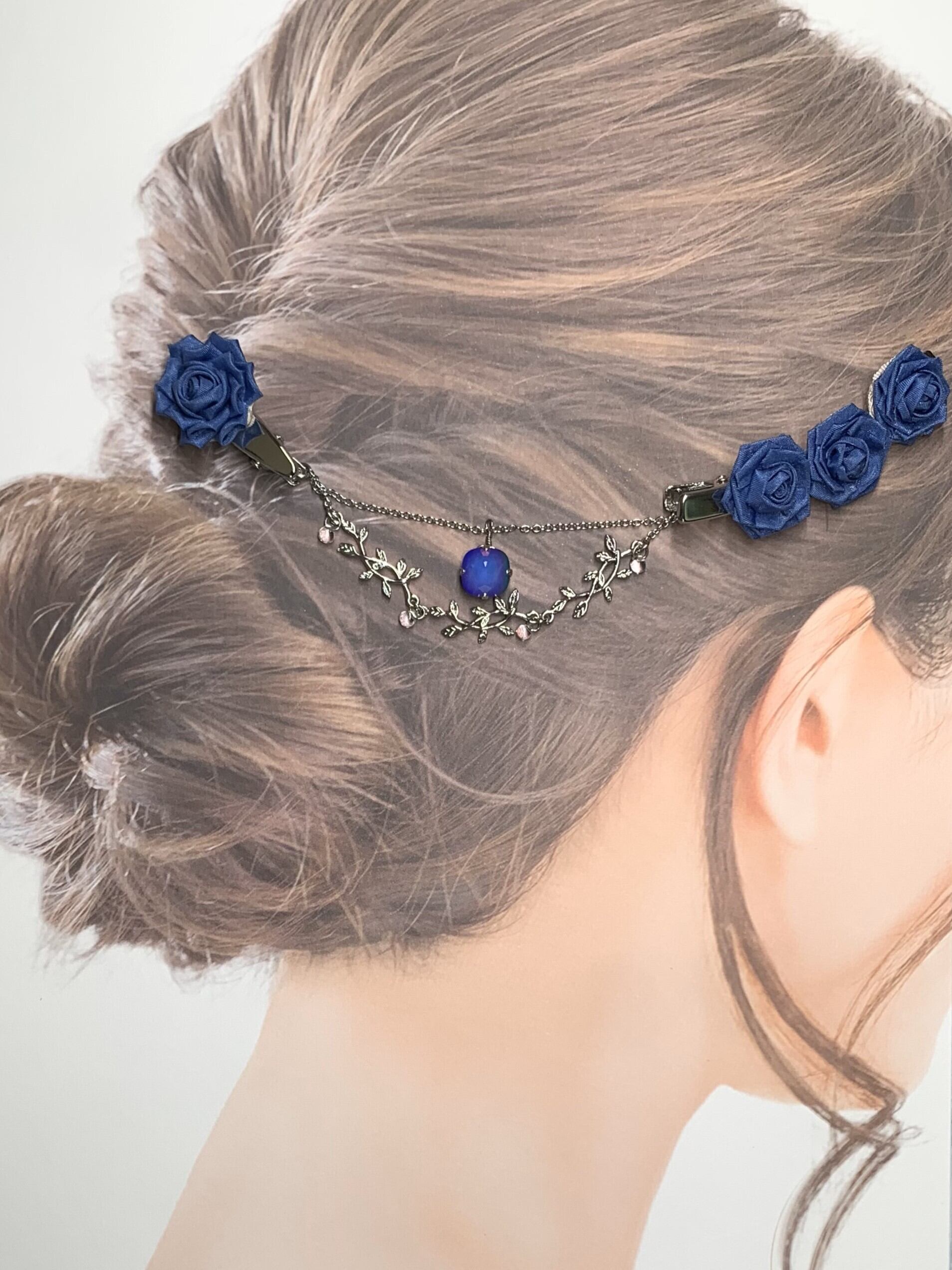 ブルーローズのチェーン付きヘアクリップ | つまみ細工 かづまー