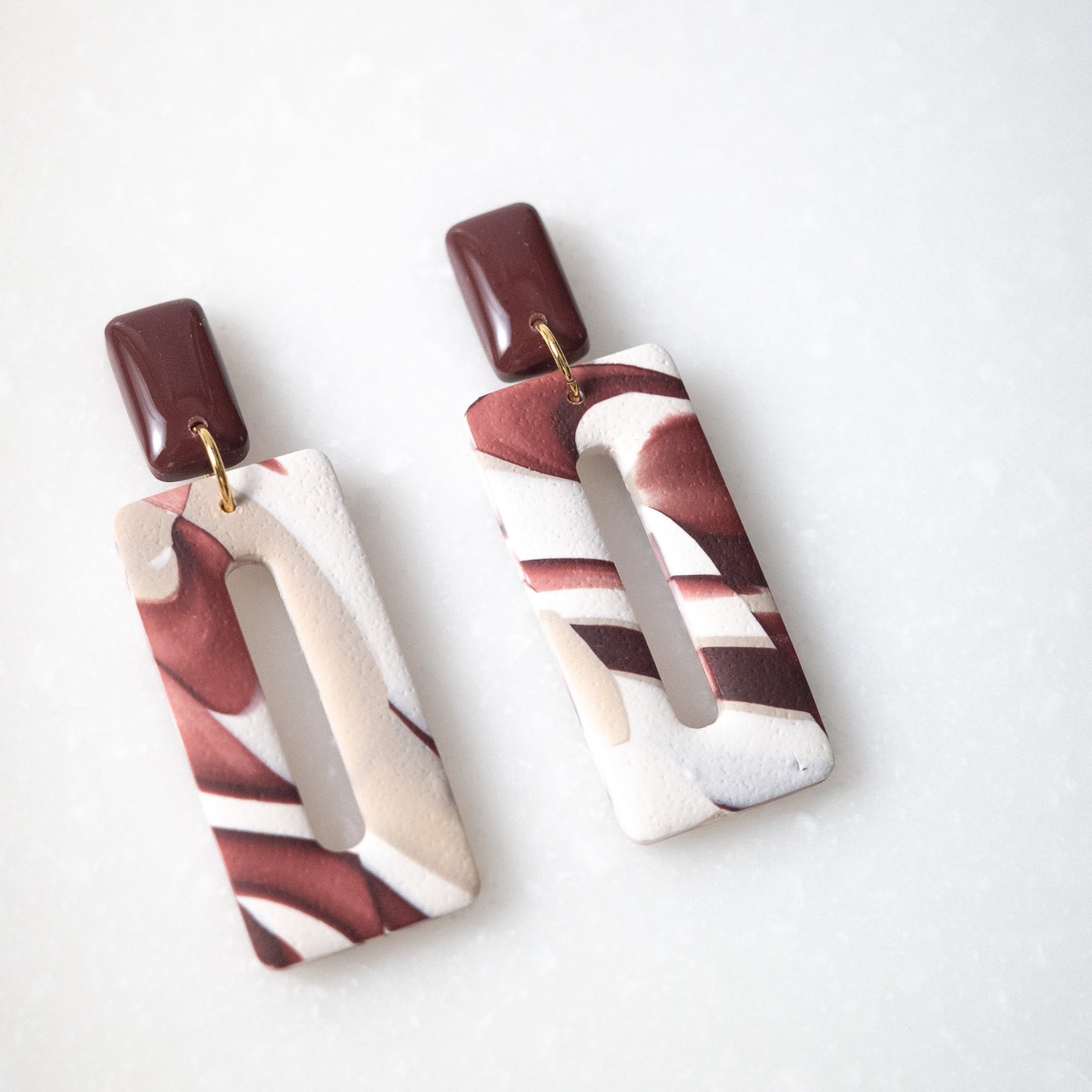 Matte :  Bordeaux rectangle donuts