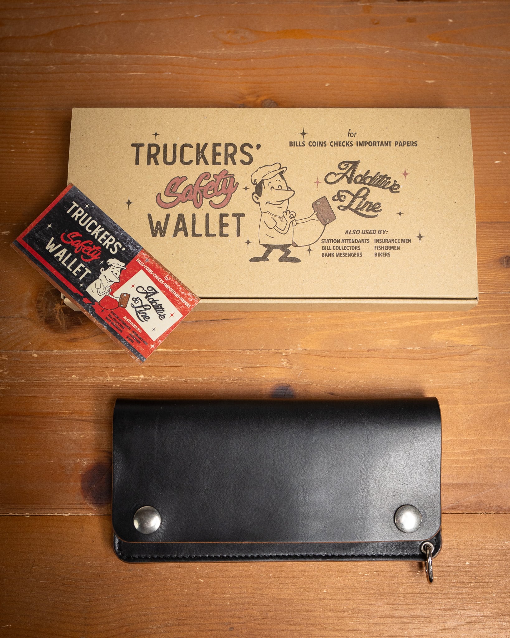 Additive and Line】Tracker Wallet TW-004 Maryam Horse Butt Silver