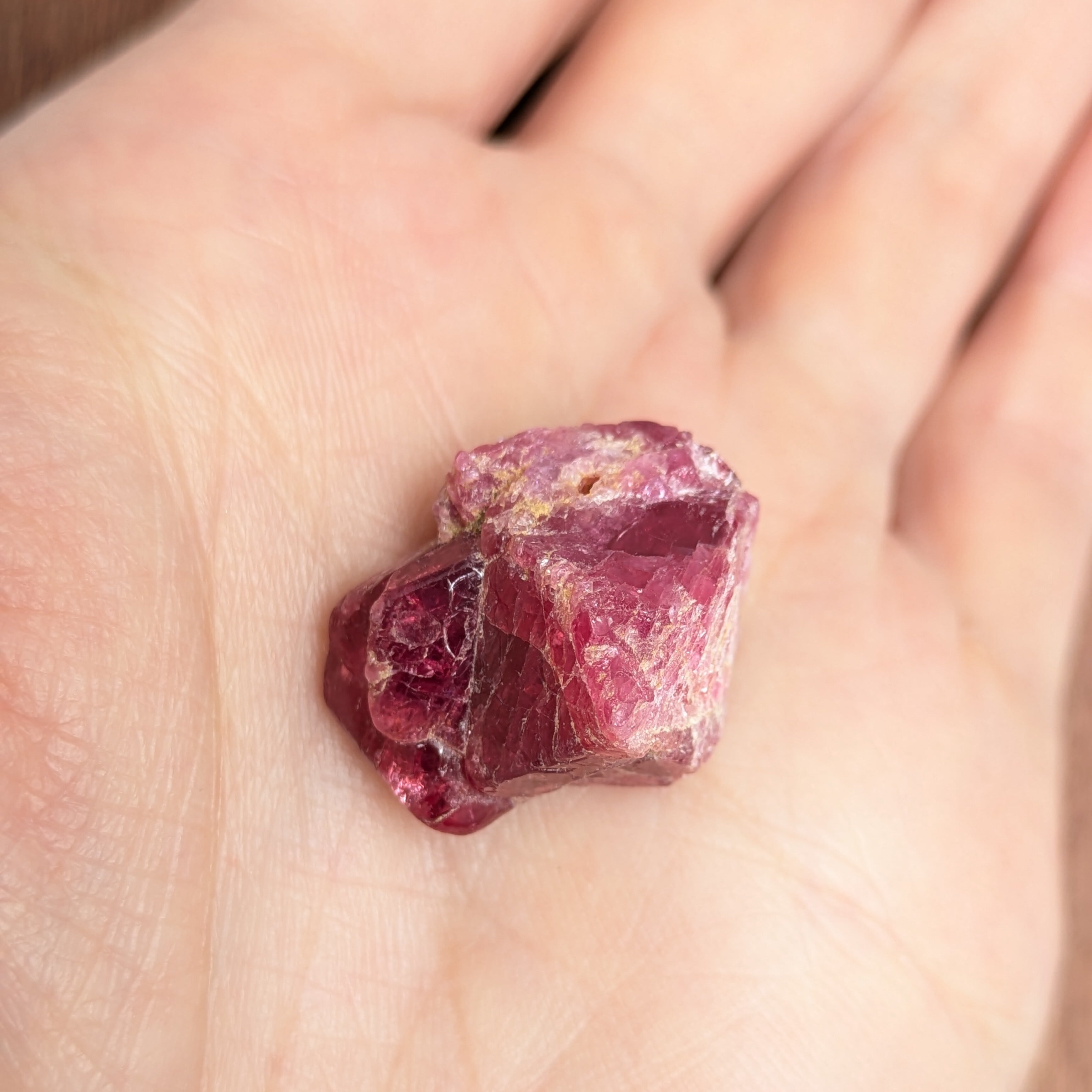 スピネル原石 ミャンマー・モゴック産【38.04ct】 PRO209357 | Gem's